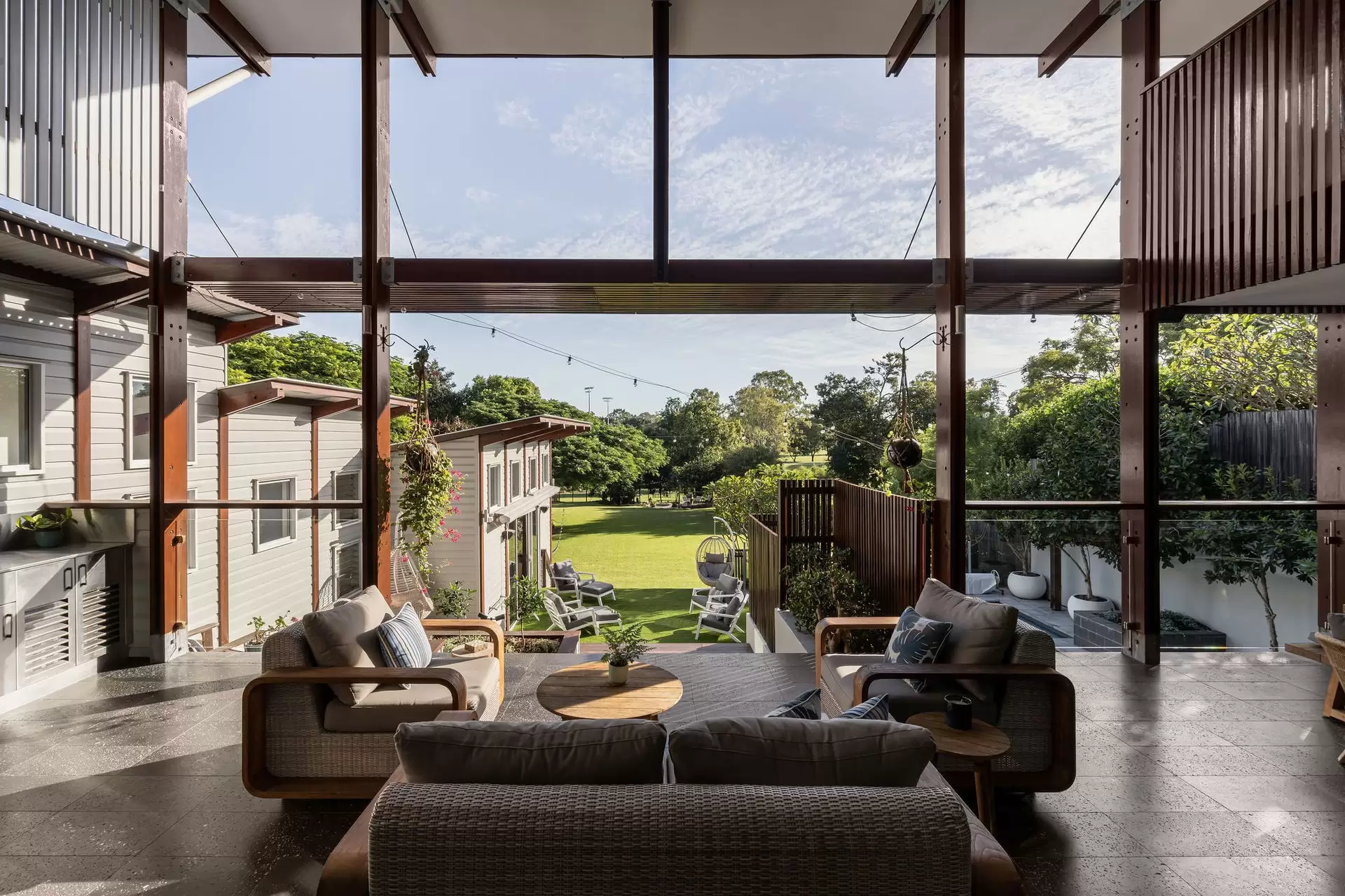 137 Nelson Street, Kalinga Sold by Queensland Sotheby's International Realty - image 1