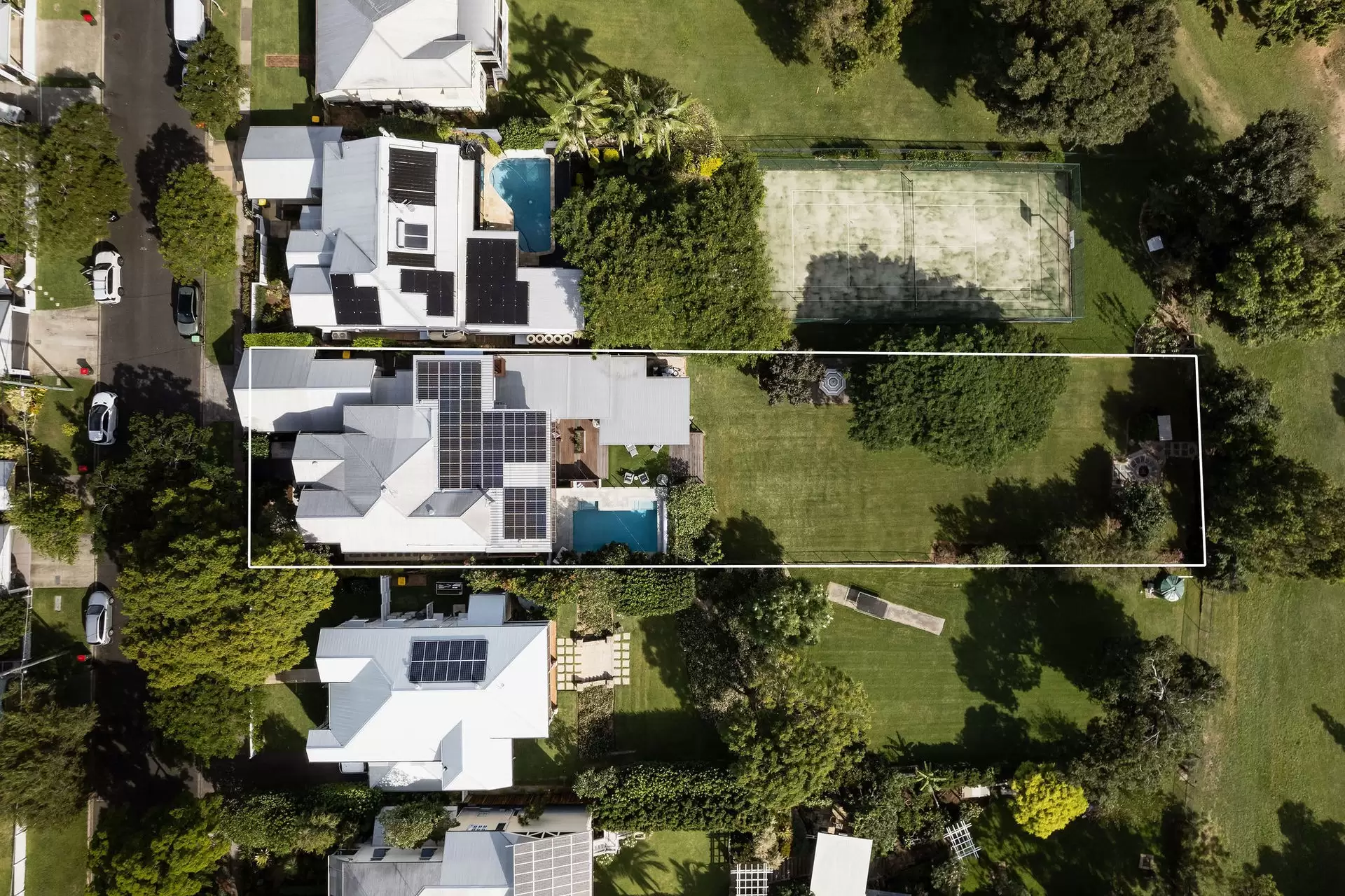 137 Nelson Street, Kalinga Sold by Queensland Sotheby's International Realty - image 1