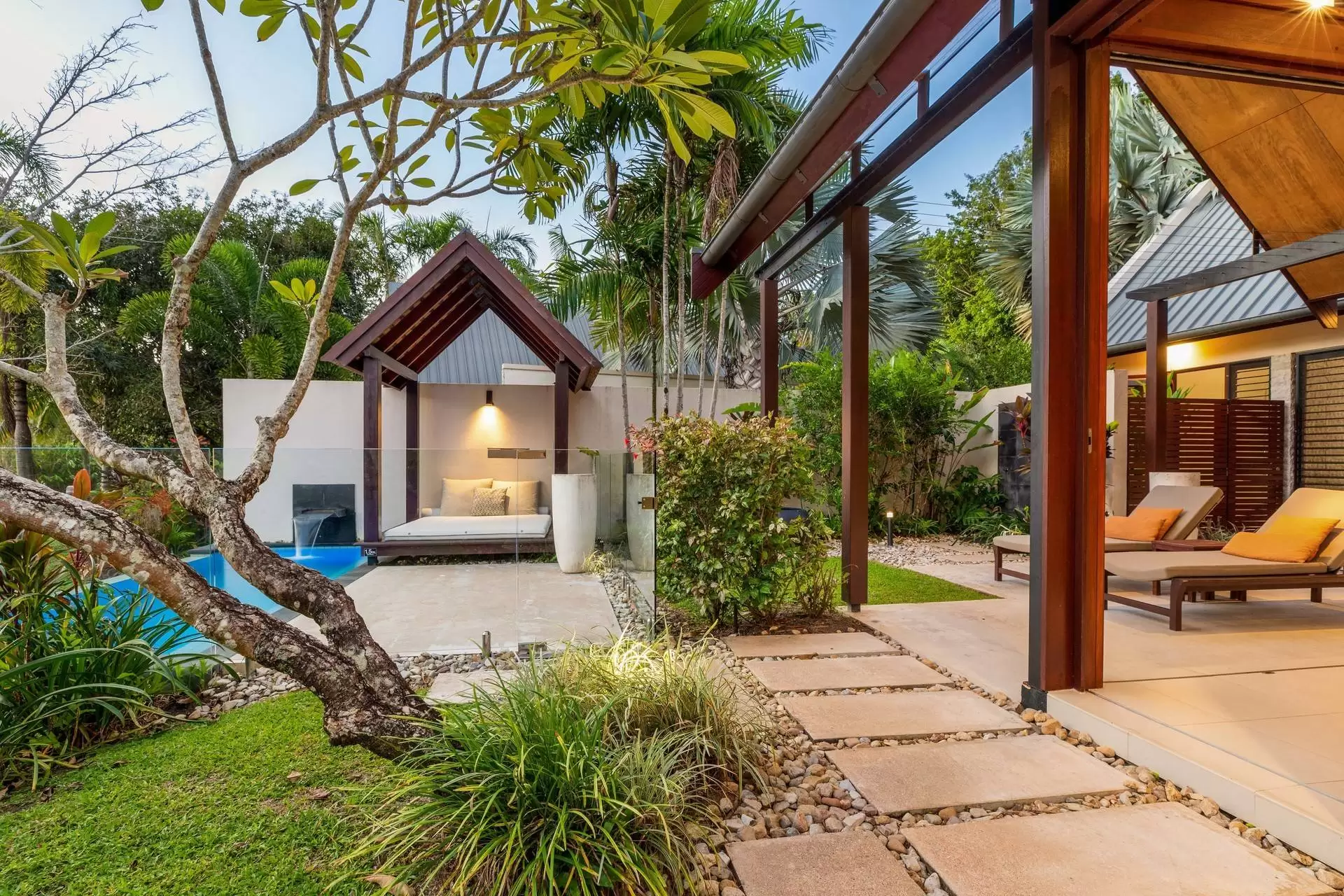 45 Bale Drive, Port Douglas Sold by Queensland Sotheby's International Realty - image 1