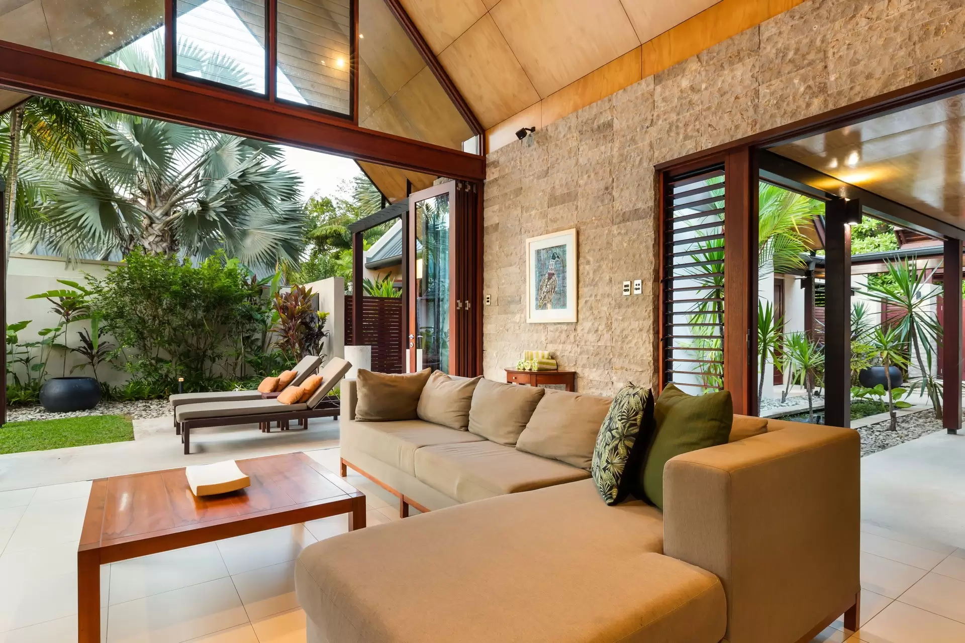45 Bale Drive, Port Douglas Sold by Queensland Sotheby's International Realty - image 1