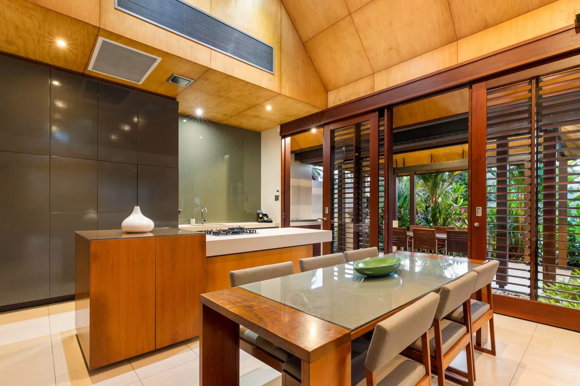 45 Bale Drive, Port Douglas Sold by Queensland Sotheby's International Realty - image 1
