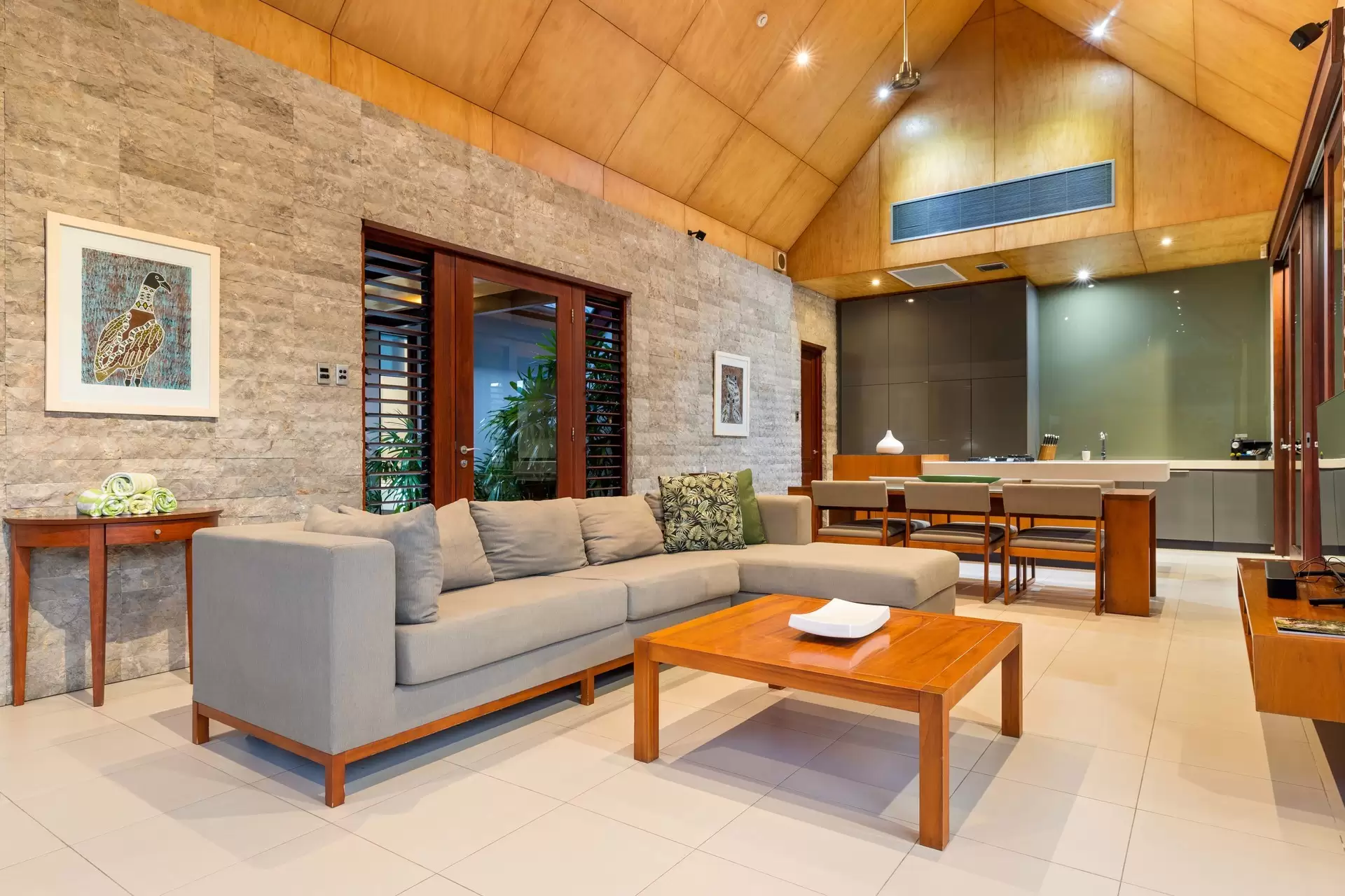 45 Bale Drive, Port Douglas Sold by Queensland Sotheby's International Realty - image 1