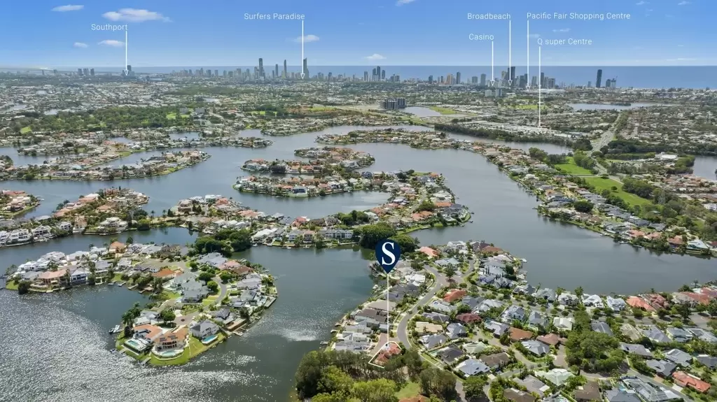2 Sternway Place, Clear Island Waters Sold by 