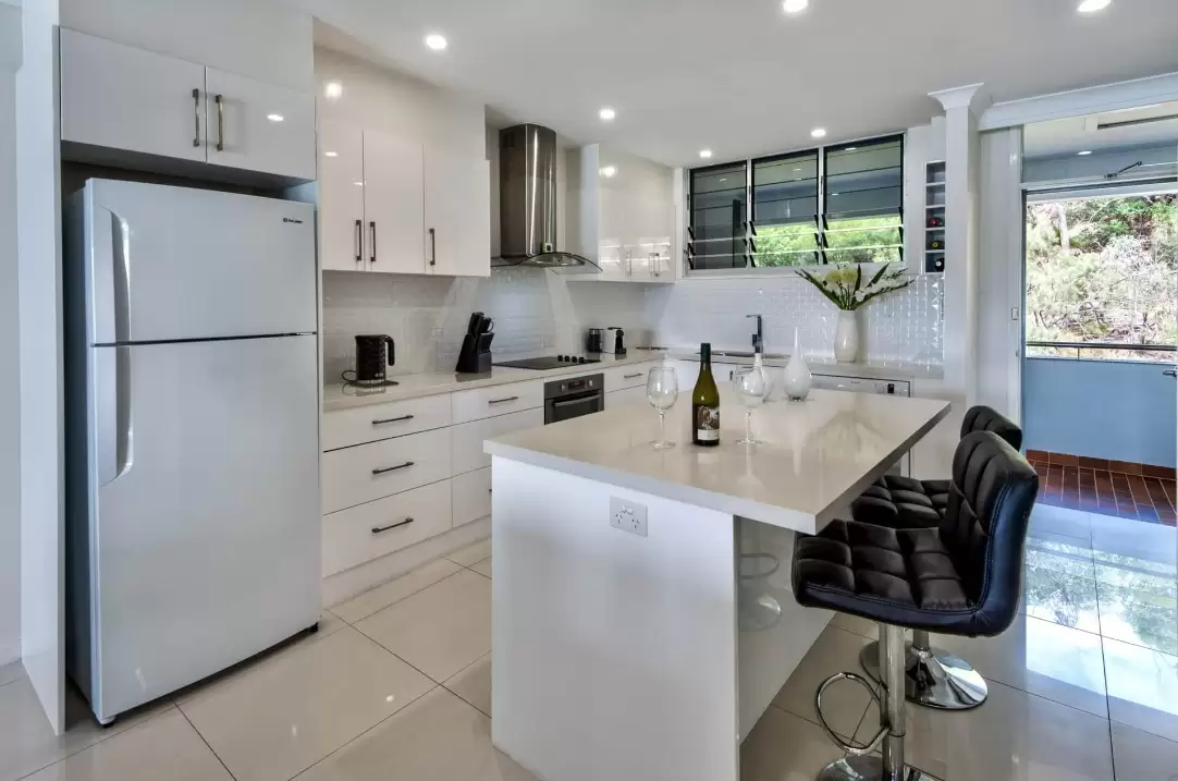 207/20 Resort Drive, Hamilton Island Sold by Queensland Sotheby's International Realty - image 1