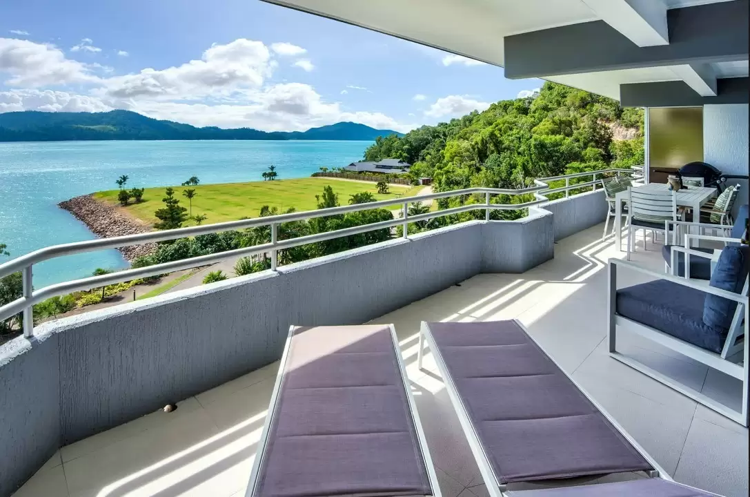 207/20 Resort Drive, Hamilton Island Sold by Queensland Sotheby's International Realty - image 1