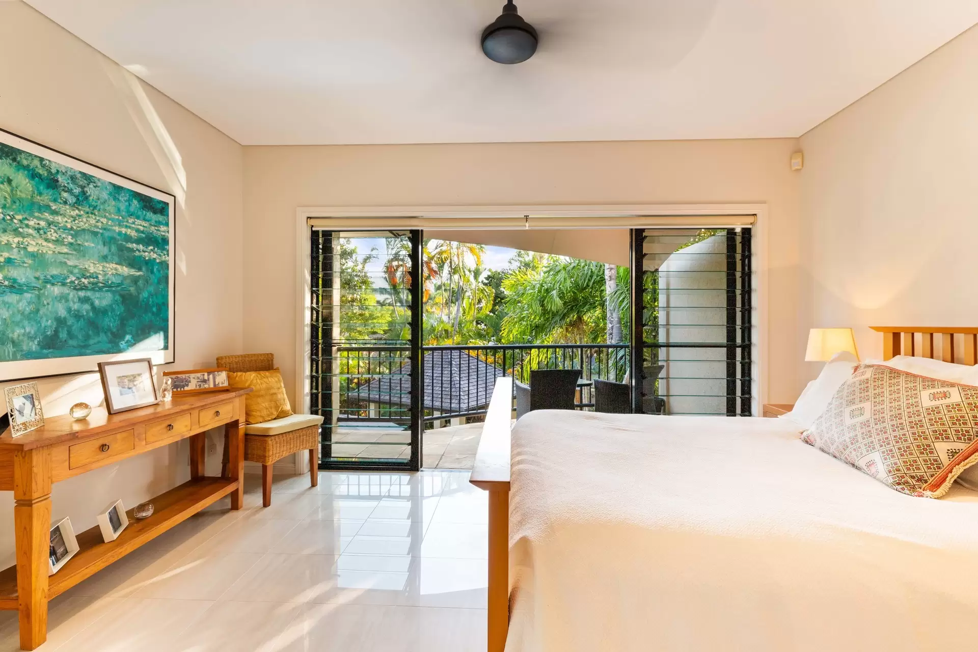 1/10-16 St Crispins Avenue, Port Douglas Sold by Queensland Sotheby's International Realty - image 1