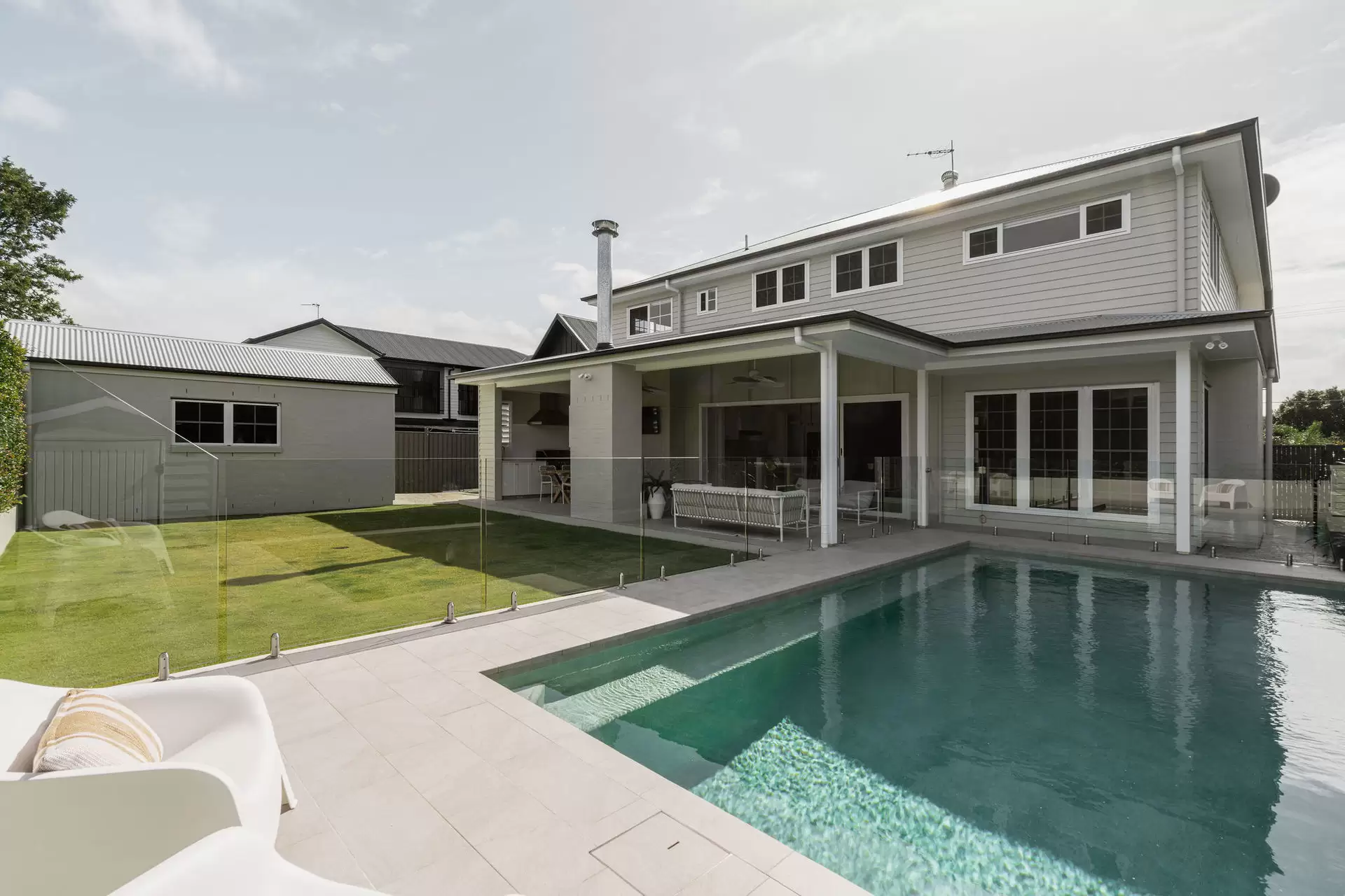 14 Cressey Street, Wavell Heights Sold by Queensland Sotheby's International Realty - image 1