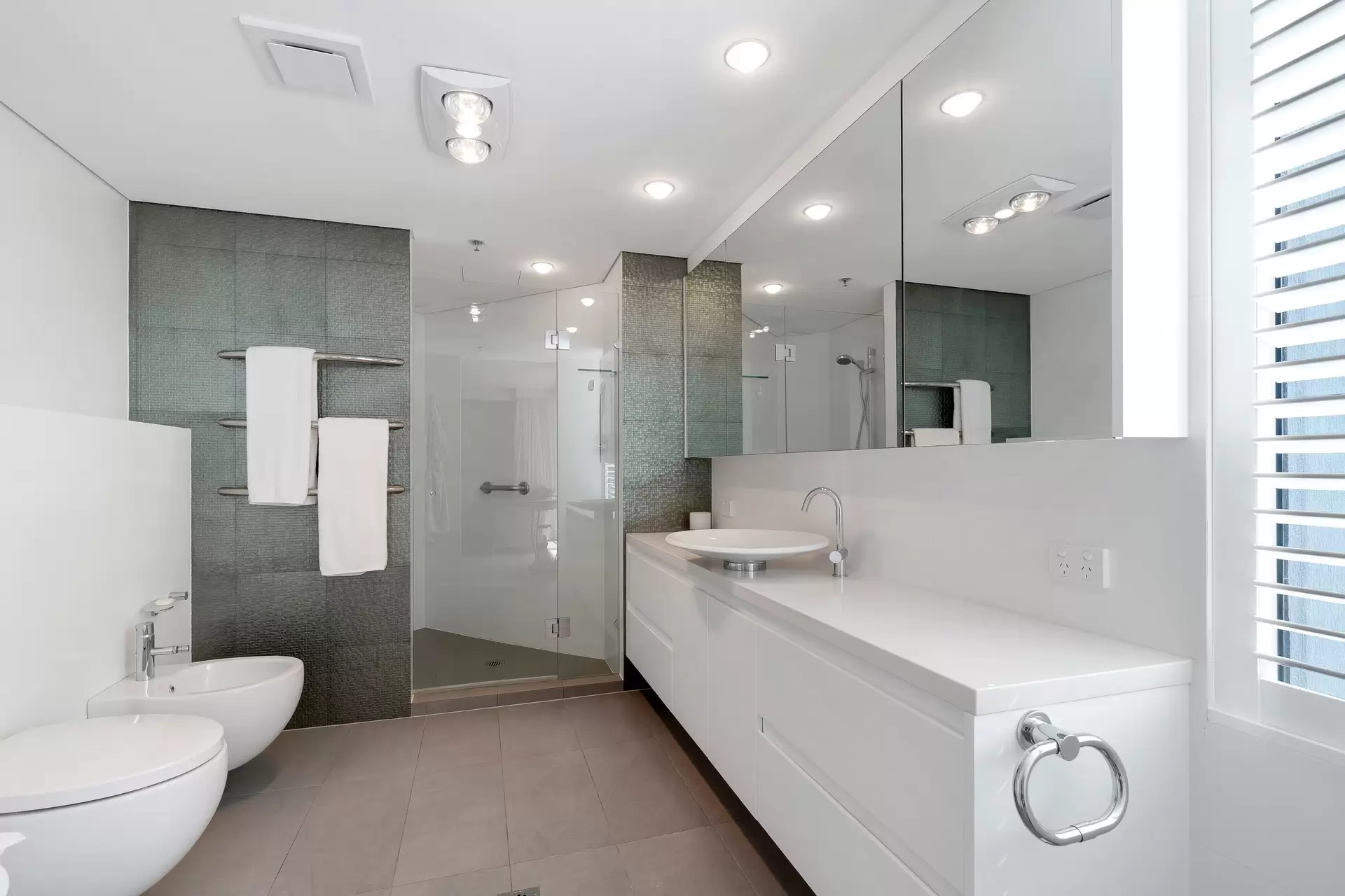 1901/1 Peak Avenue, Main Beach Sold by Queensland Sotheby's International Realty - image 1