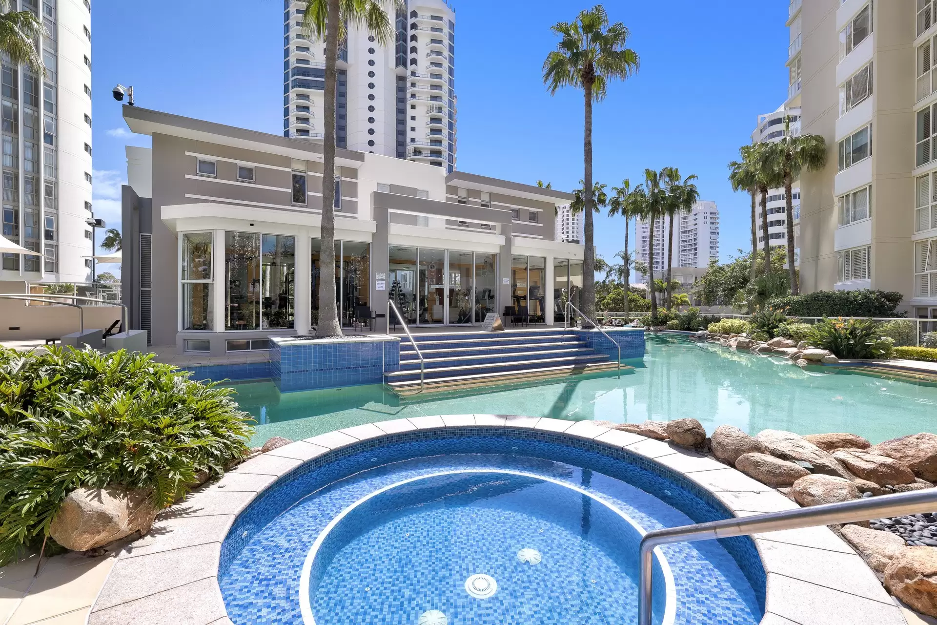 1091/1 Lennie Avenue, Main Beach Sold by Queensland Sotheby's International Realty - image 1