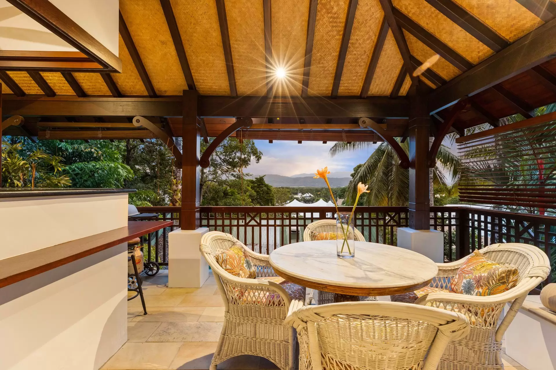 2/11 Murphy Street, Port Douglas Sold by Queensland Sotheby's International Realty - image 1