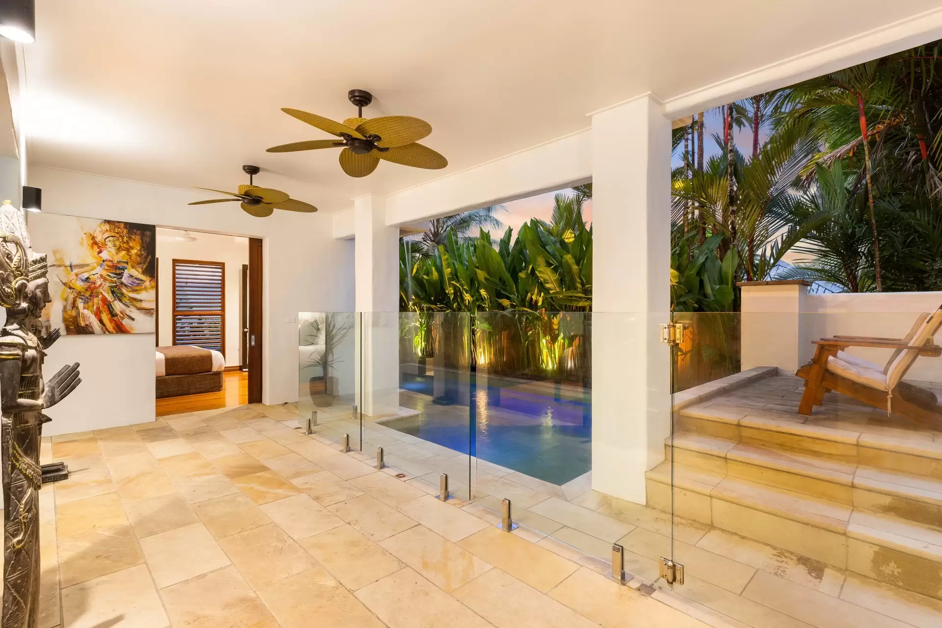 2/11 Murphy Street, Port Douglas Sold by Queensland Sotheby's International Realty - image 1
