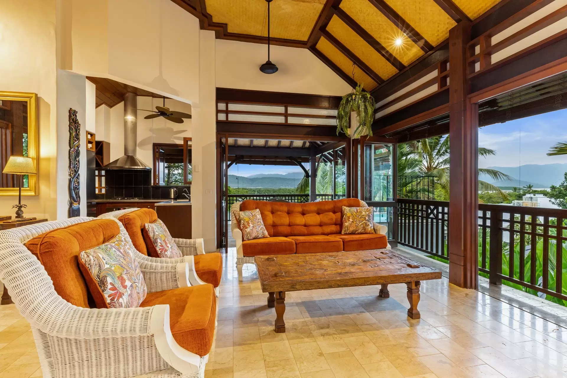 2/11 Murphy Street, Port Douglas Sold by Queensland Sotheby's International Realty - image 1