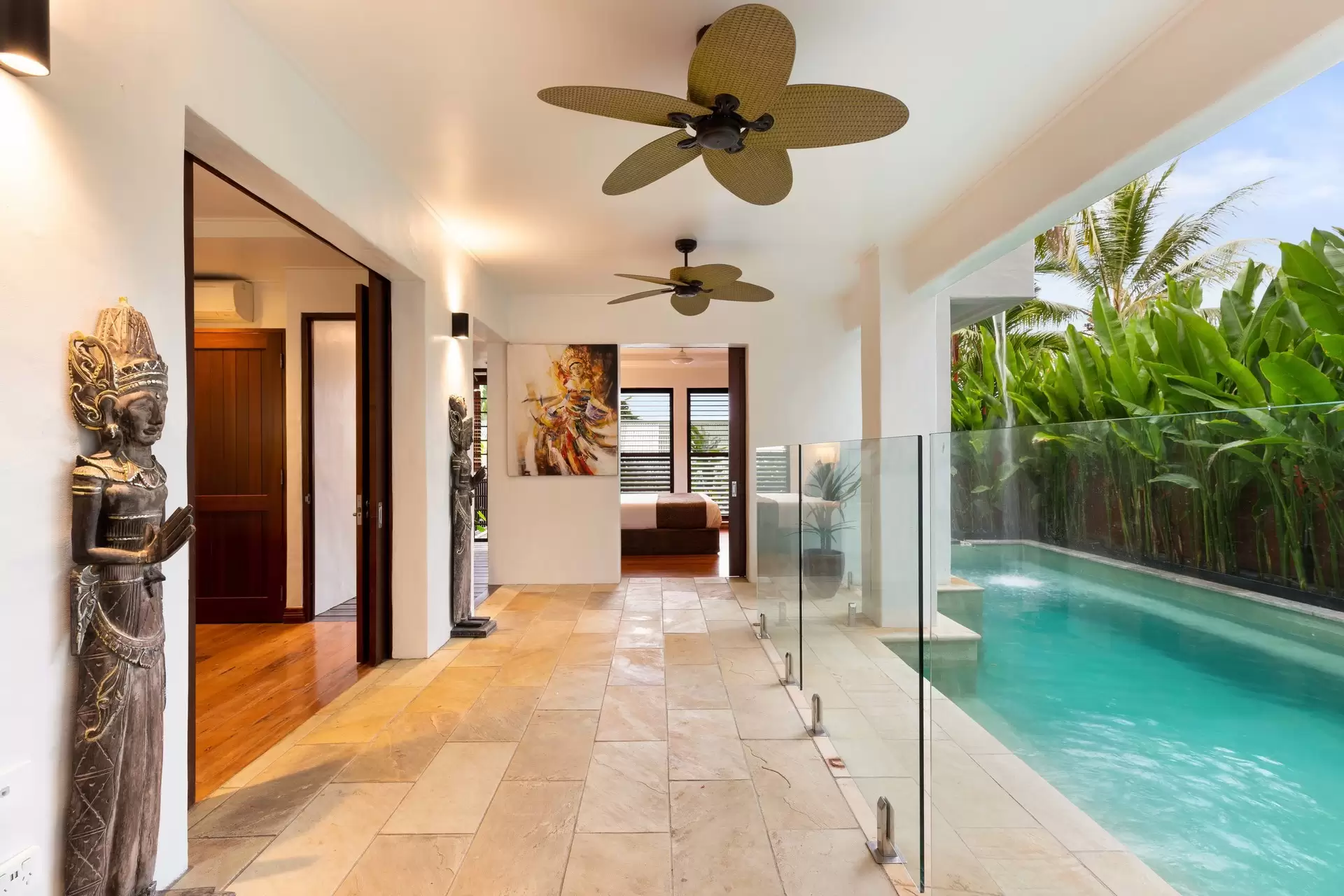 2/11 Murphy Street, Port Douglas Sold by Queensland Sotheby's International Realty - image 1