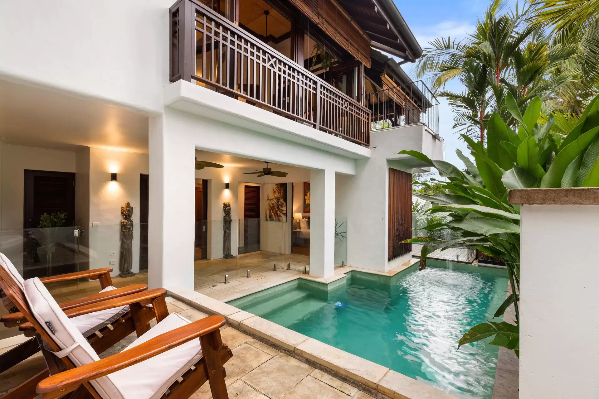 2/11 Murphy Street, Port Douglas Sold by Queensland Sotheby's International Realty - image 1
