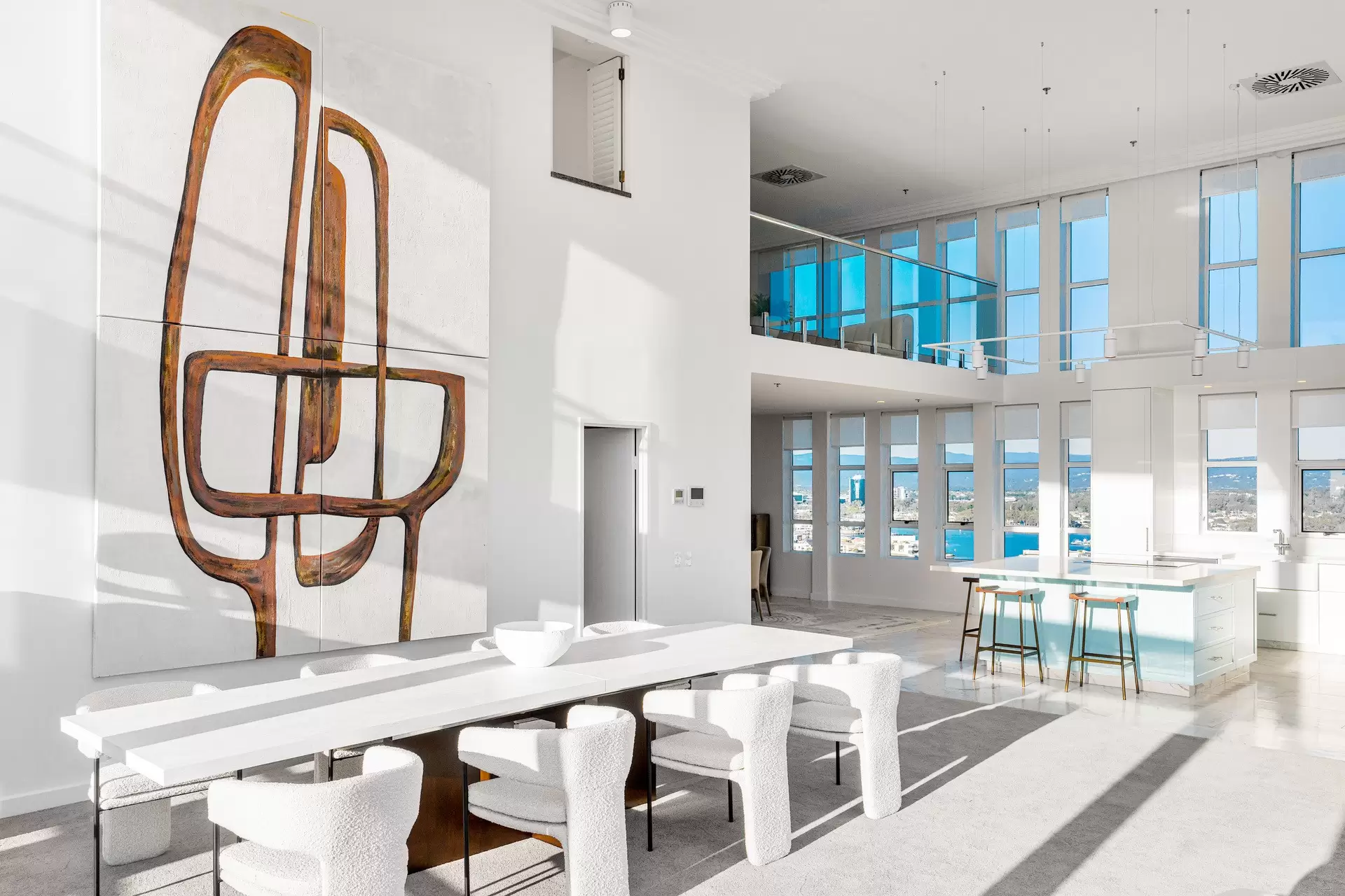 Malibu 55/3 Tedder Avenue, Main Beach Sold by Queensland Sotheby's International Realty - image 1