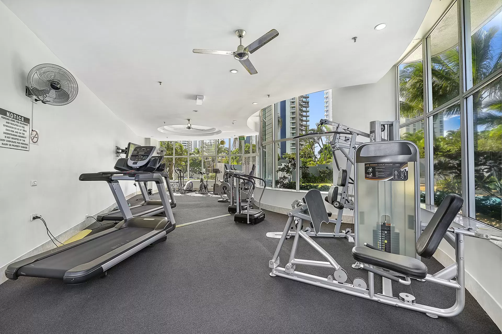 Malibu 55/3 Tedder Avenue, Main Beach Sold by Queensland Sotheby's International Realty - image 1
