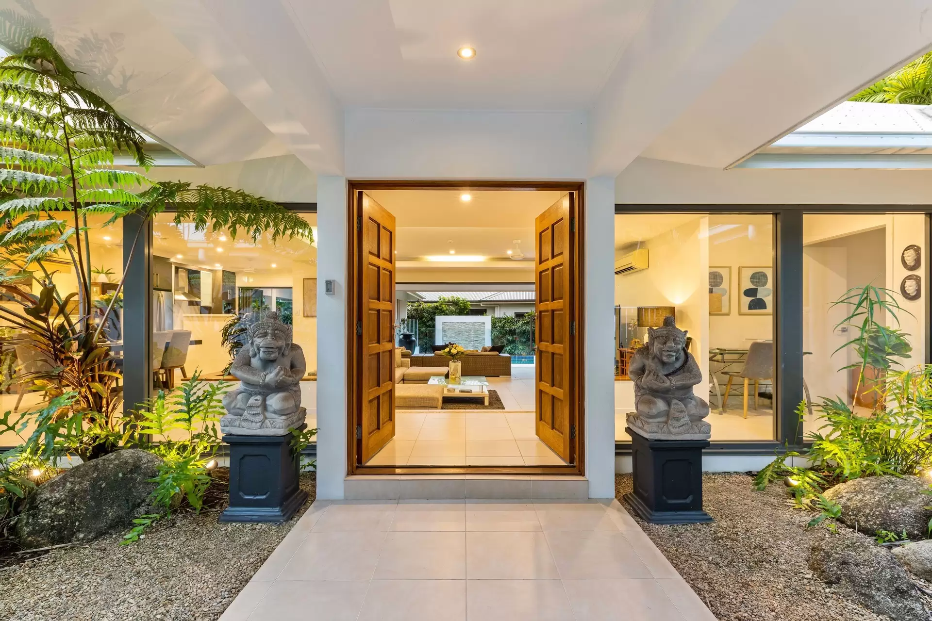 12/14-32 Barrier Street, Port Douglas Sold by Queensland Sotheby's International Realty - image 1