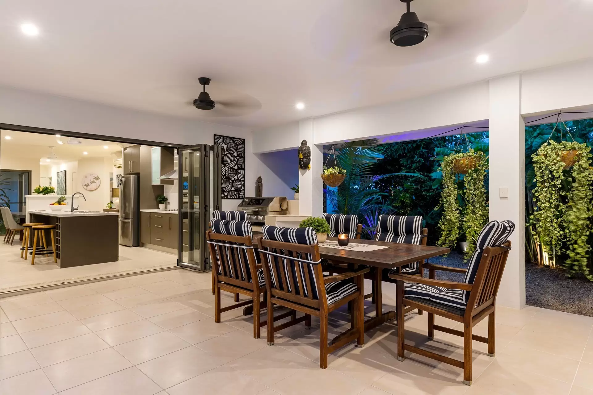 12/14-32 Barrier Street, Port Douglas Sold by Queensland Sotheby's International Realty - image 1