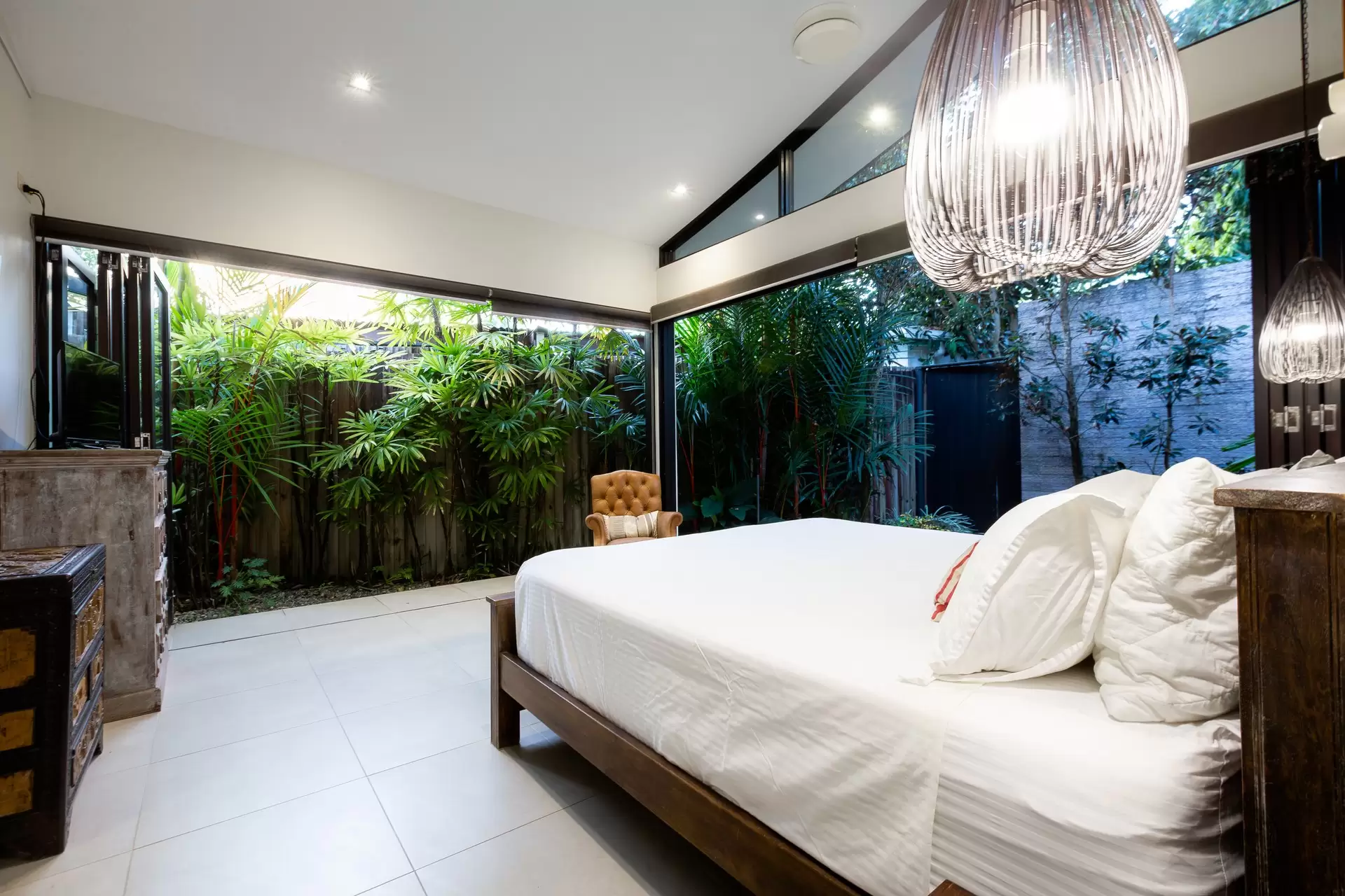 18/14-32 Barrier Street, Port Douglas Sold by Queensland Sotheby's International Realty - image 1