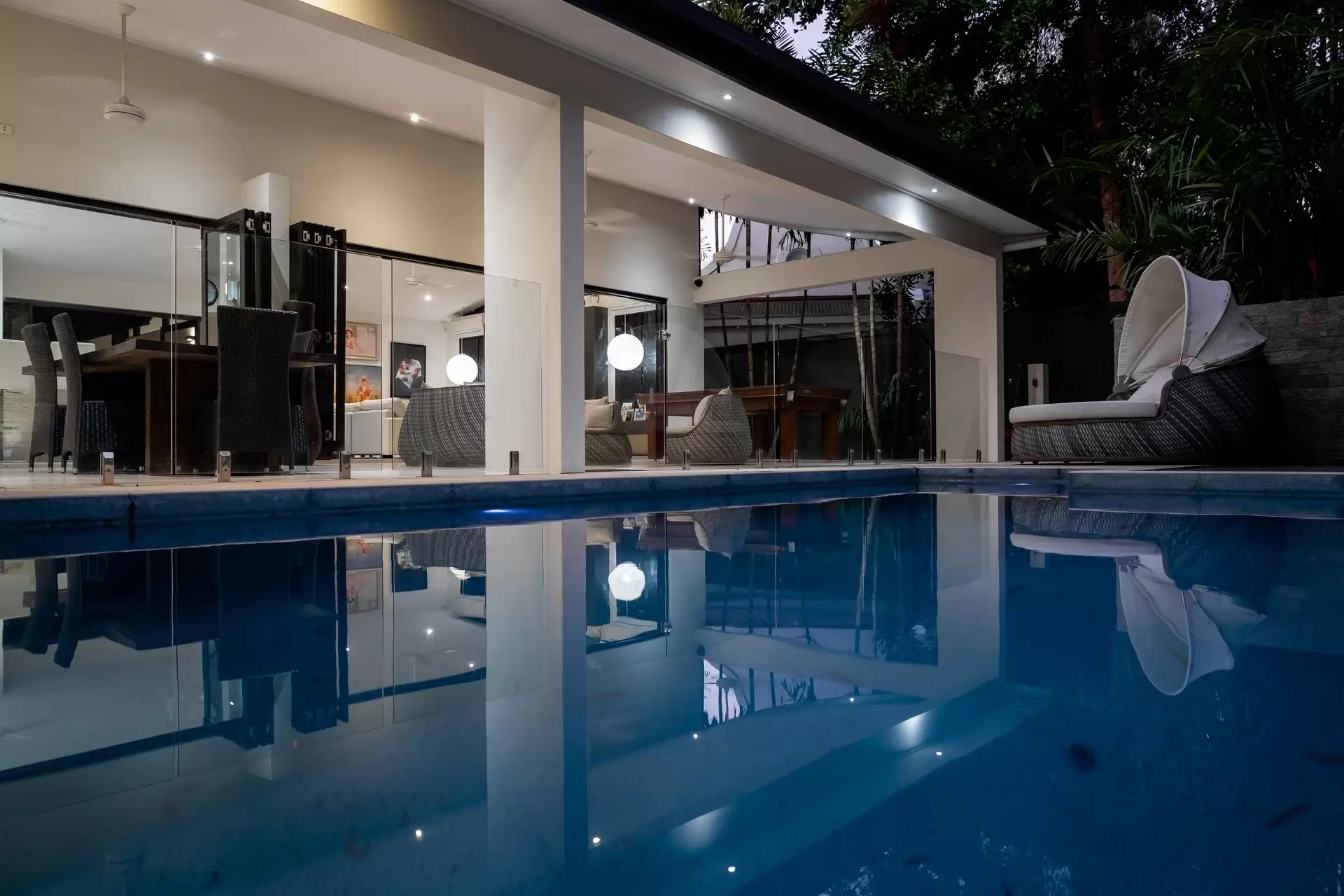 18/14-32 Barrier Street, Port Douglas Sold by Queensland Sotheby's International Realty - image 1