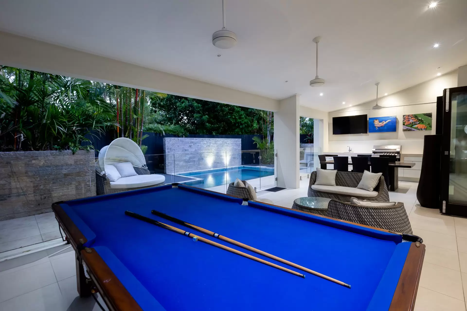 18/14-32 Barrier Street, Port Douglas Sold by Queensland Sotheby's International Realty - image 1