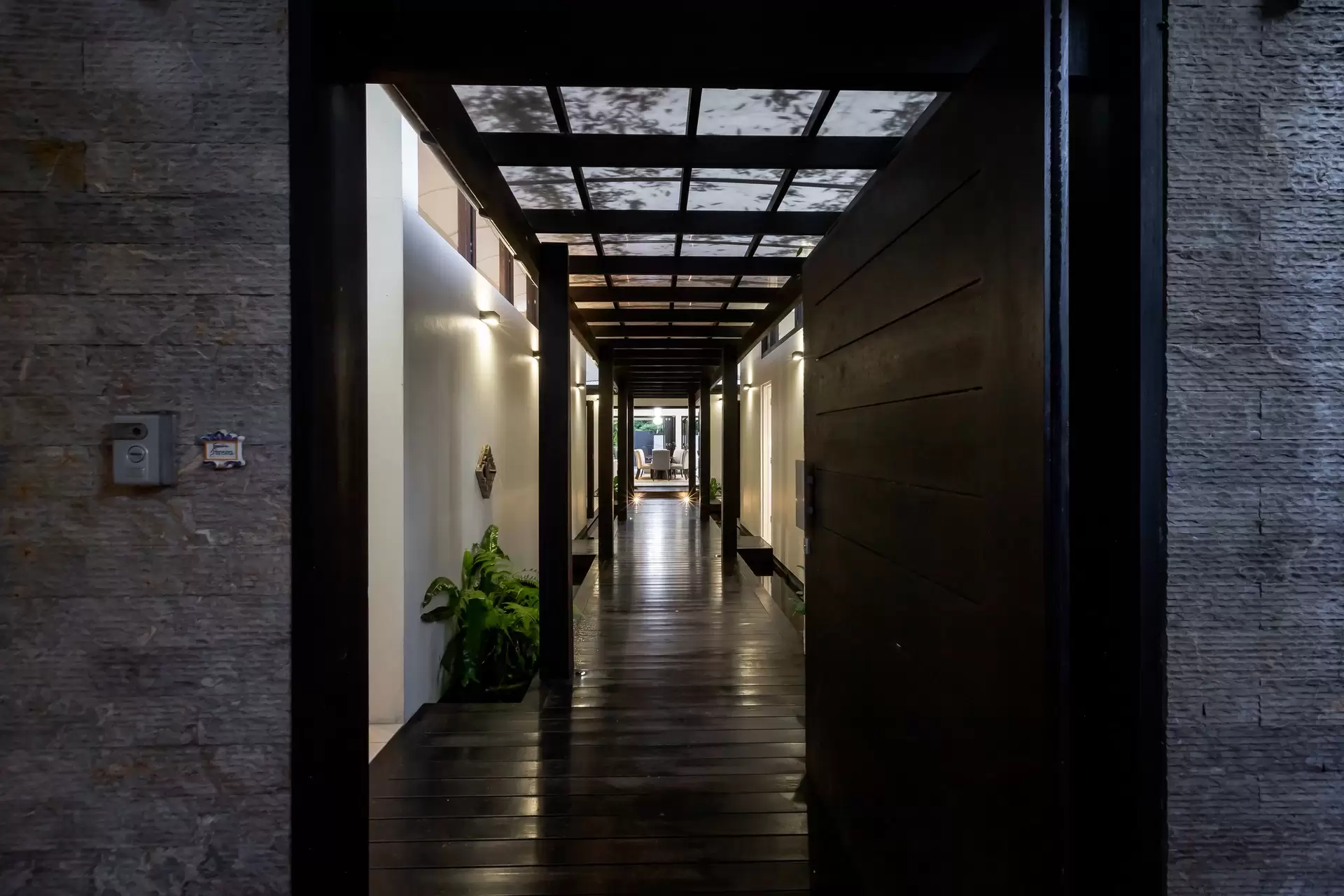 18/14-32 Barrier Street, Port Douglas Sold by Queensland Sotheby's International Realty - image 1