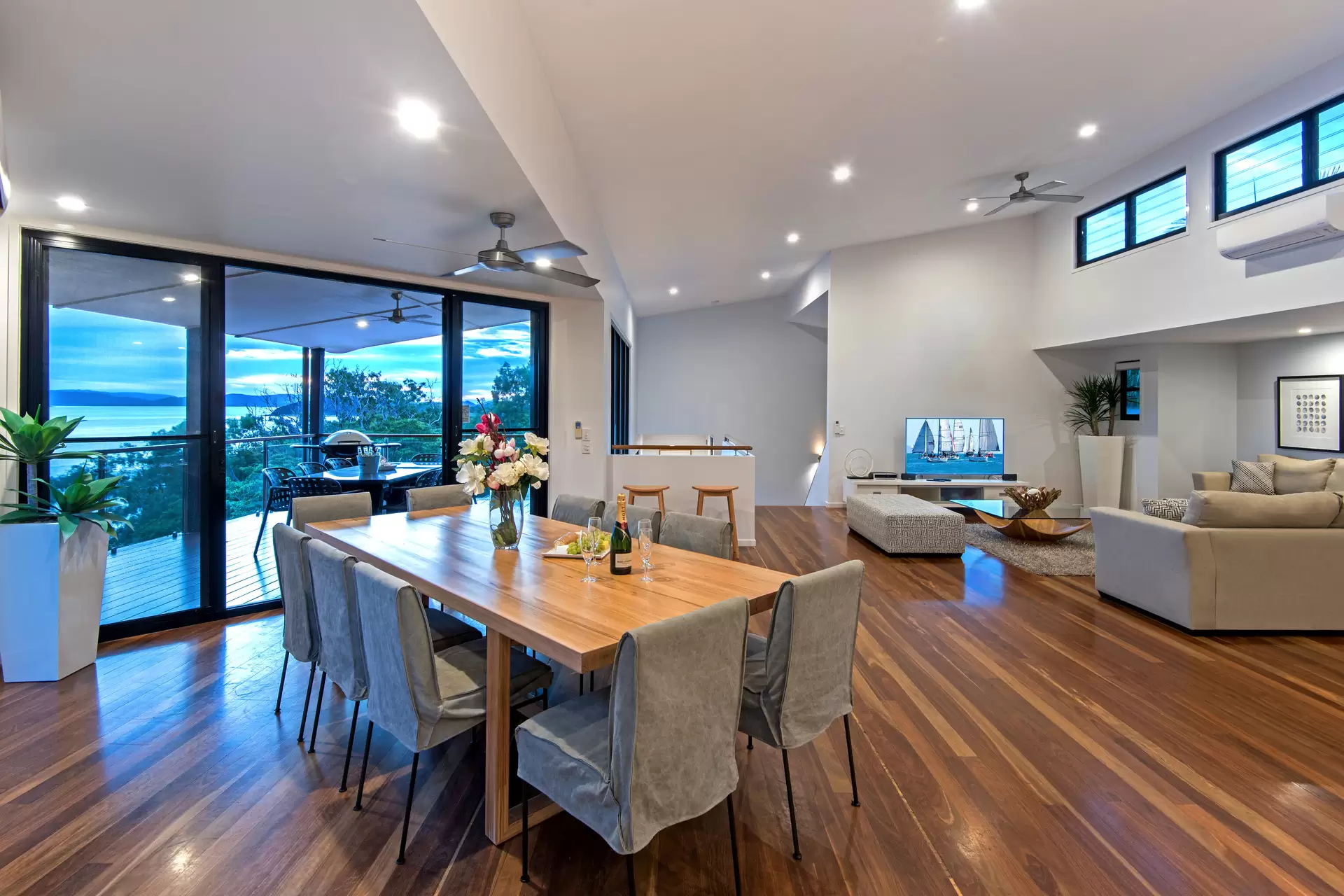 11 Whitsunday Boulevard, Hamilton Island For Sale by  - image 1
