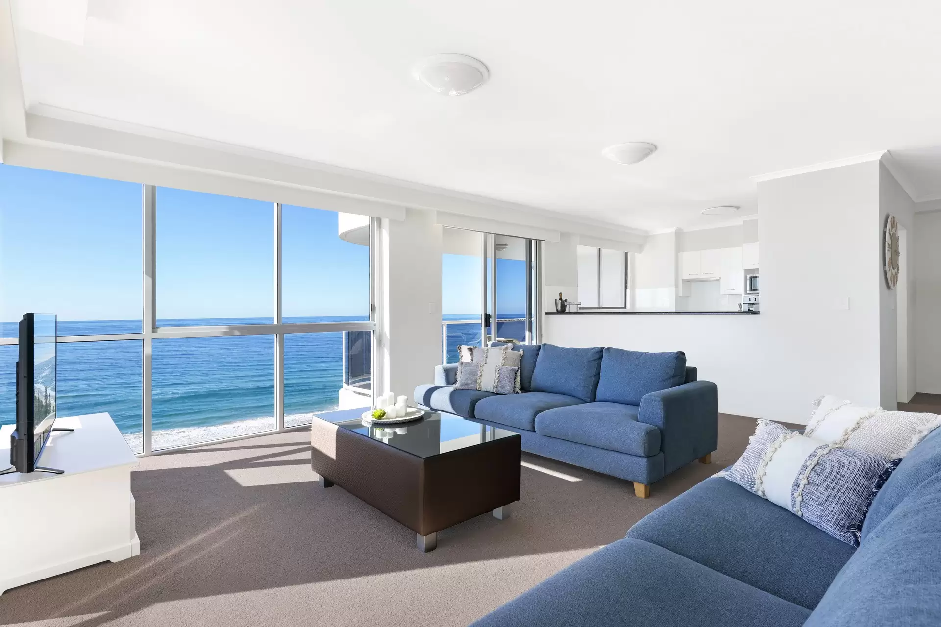 Xanadu 45/59 Pacific Street, Main Beach Sold by  - image 1