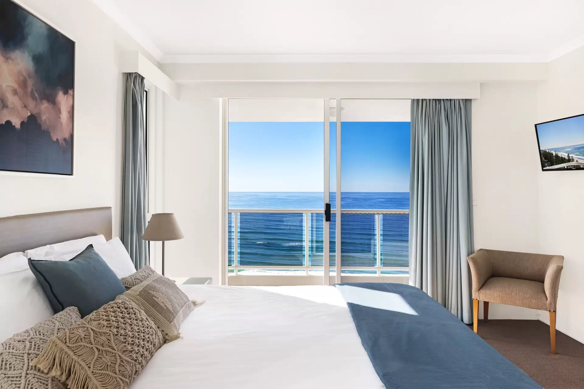 Xanadu 45/59 Pacific Street, Main Beach Sold by Queensland Sotheby's International Realty - image 1