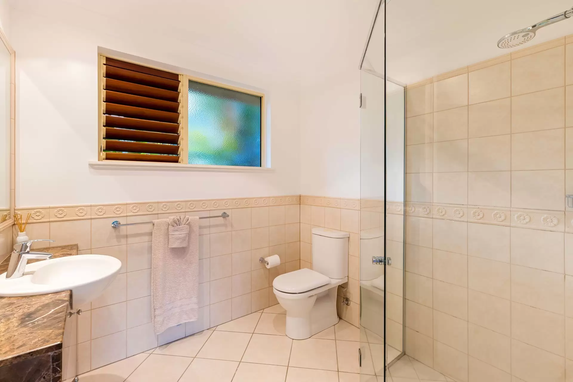 2/24-70 Nautilus Street, Port Douglas Sold by Queensland Sotheby's International Realty - image 1