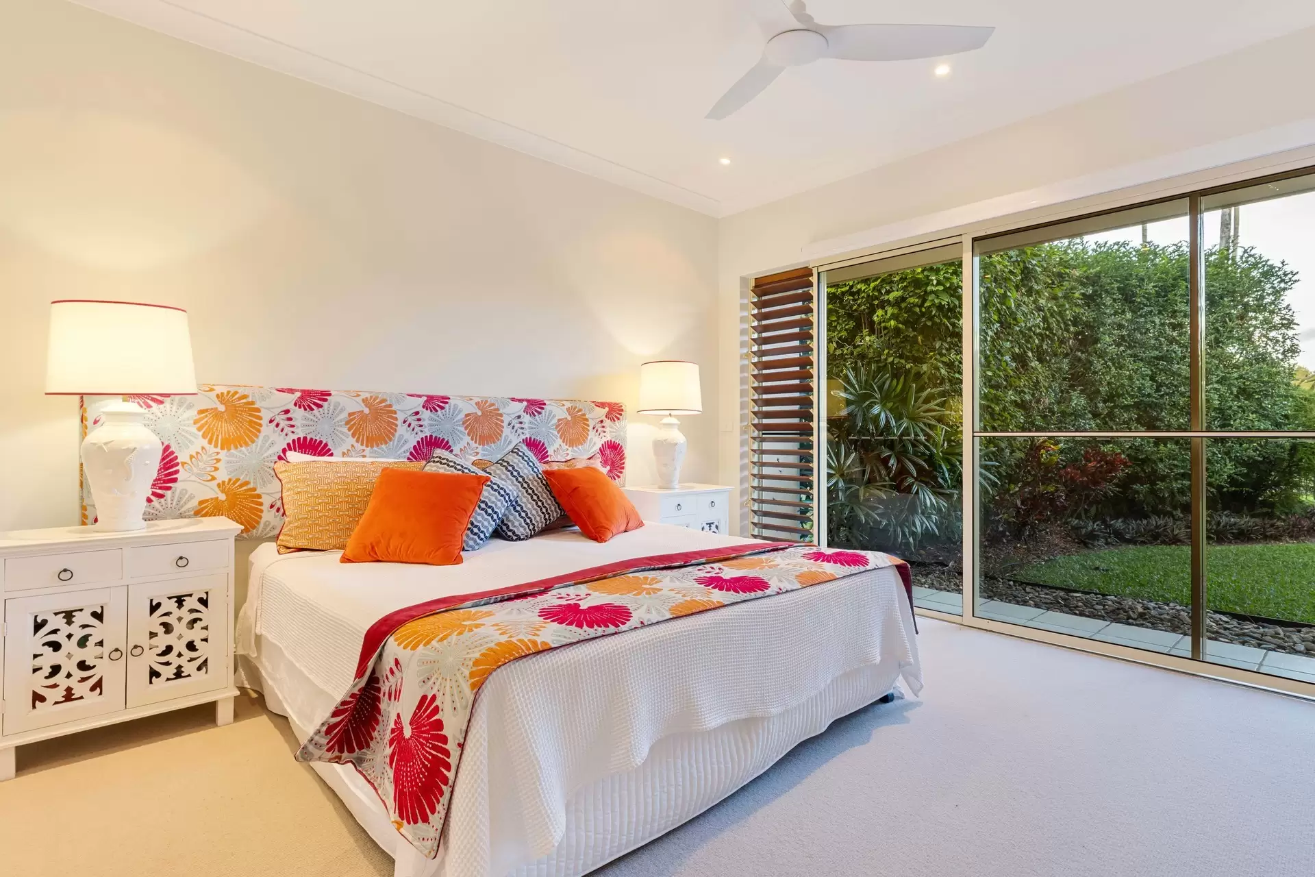 2/24-70 Nautilus Street, Port Douglas Sold by Queensland Sotheby's International Realty - image 1