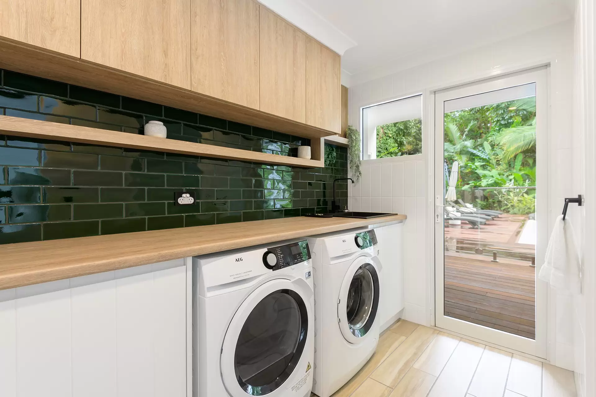 6 Sorrento Crescent, Port Douglas For Sale by Queensland Sotheby's International Realty - image 1