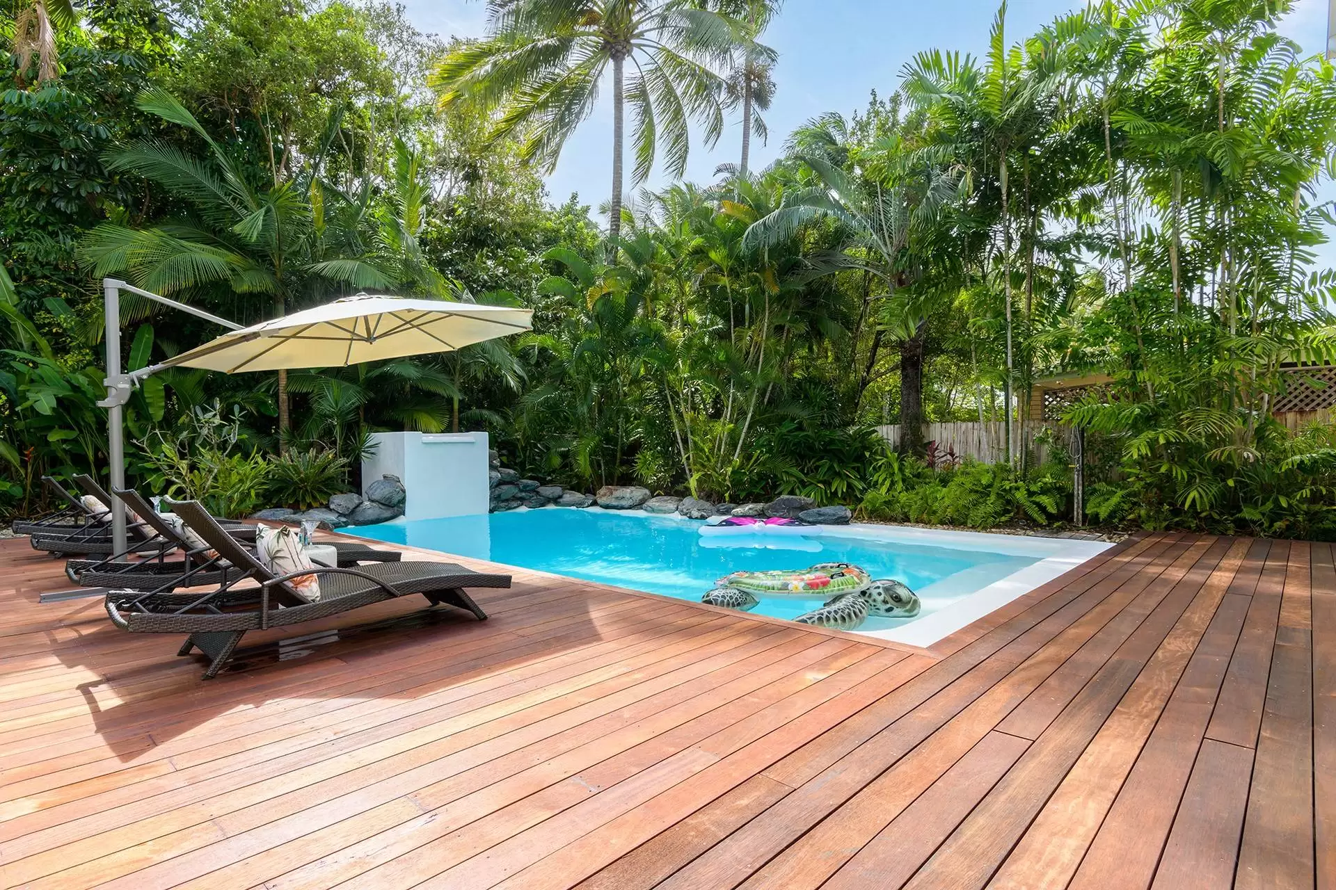 6 Sorrento Crescent, Port Douglas For Sale by Queensland Sotheby's International Realty - image 1