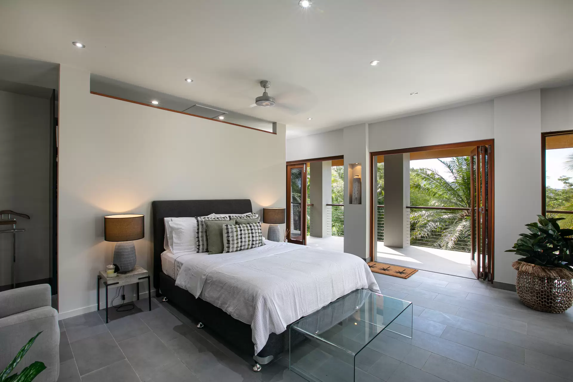 86 Stanley Drive, Cannon Valley Sold by Queensland Sotheby's International Realty - image 1