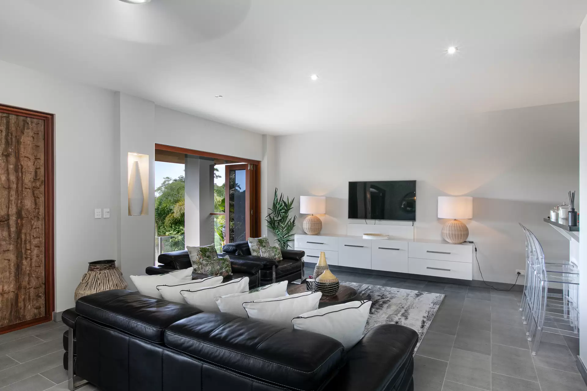 86 Stanley Drive, Cannon Valley Sold by  - image 1