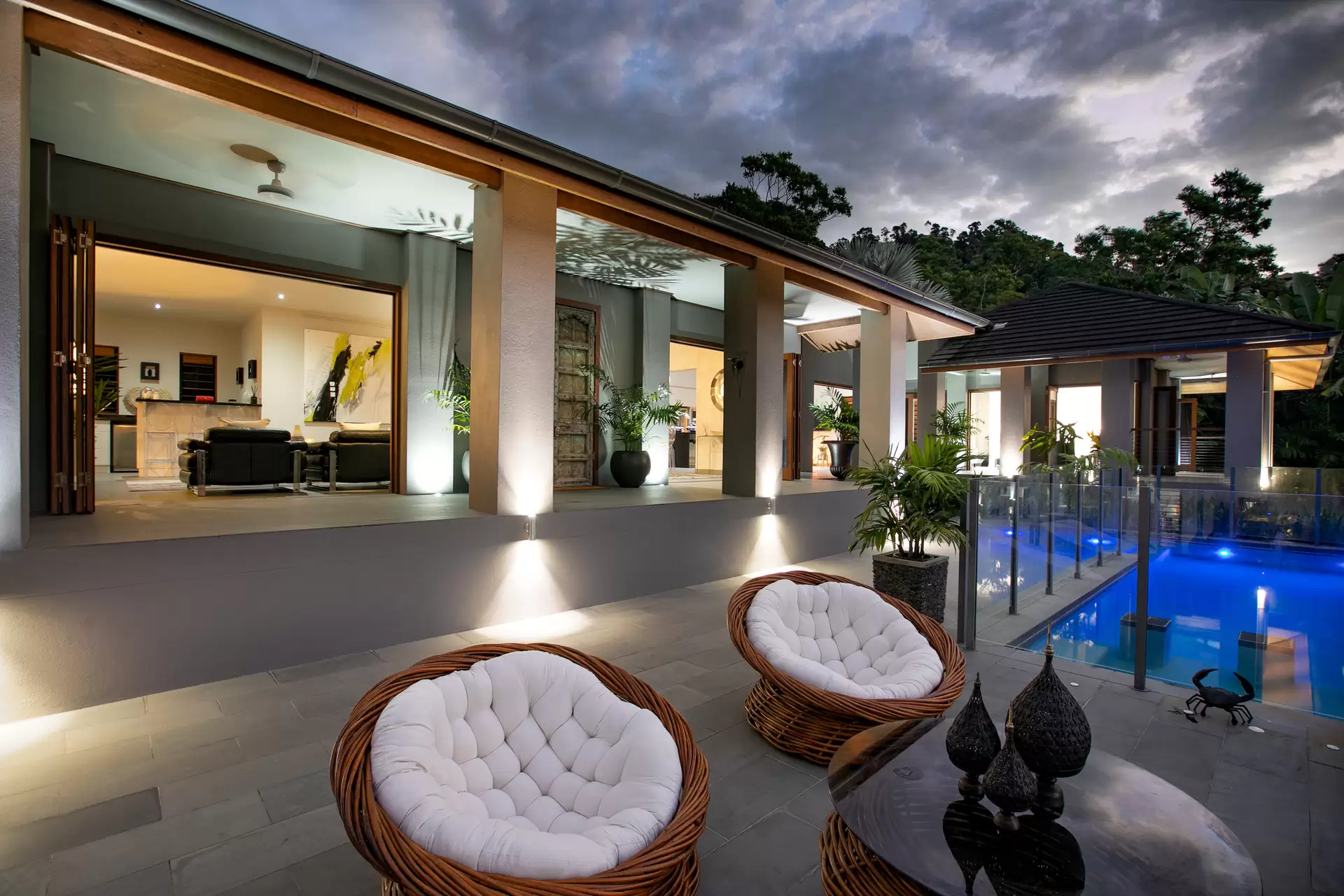 86 Stanley Drive, Cannon Valley Sold by Queensland Sotheby's International Realty - image 1