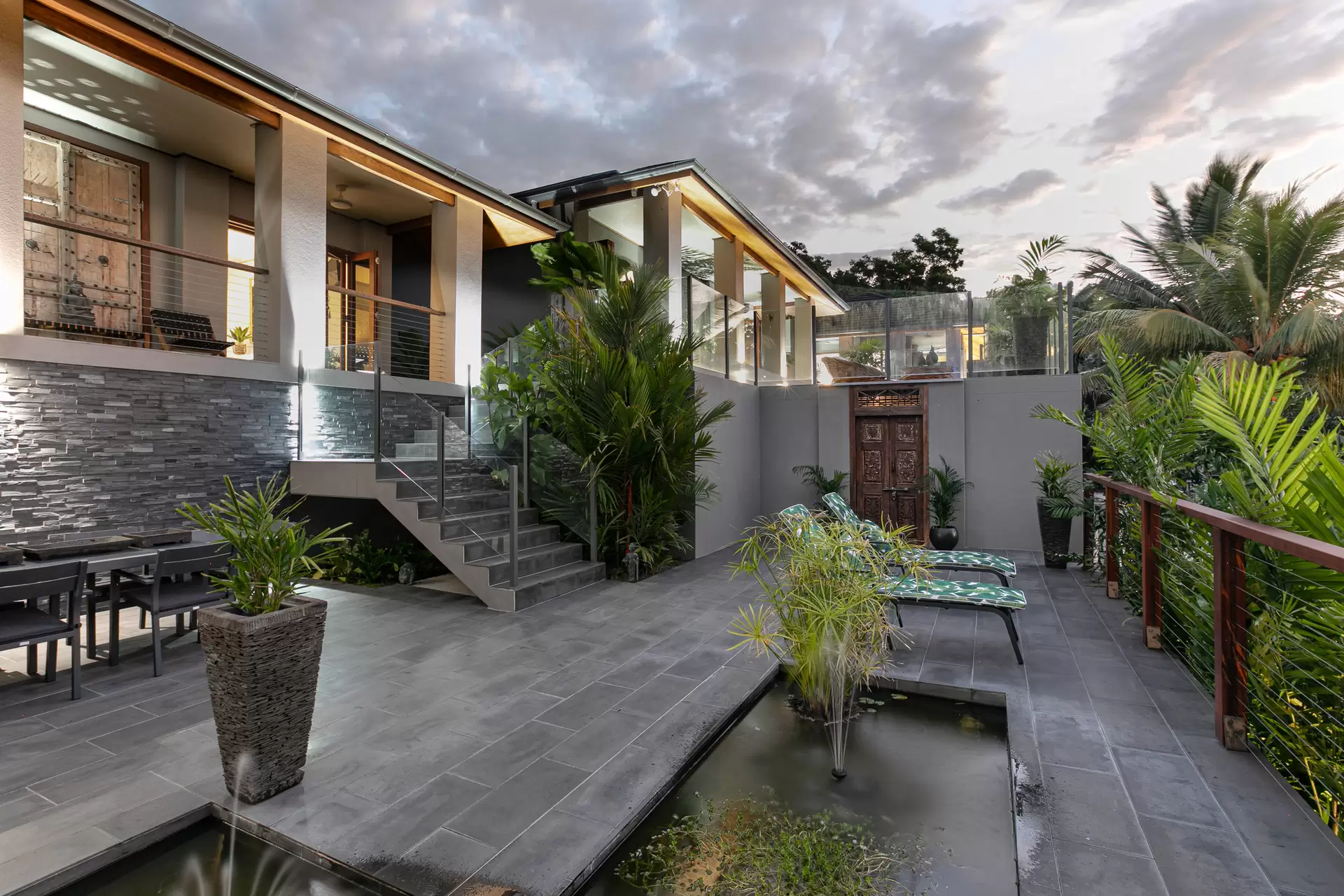 86 Stanley Drive, Cannon Valley Sold by Queensland Sotheby's International Realty - image 1