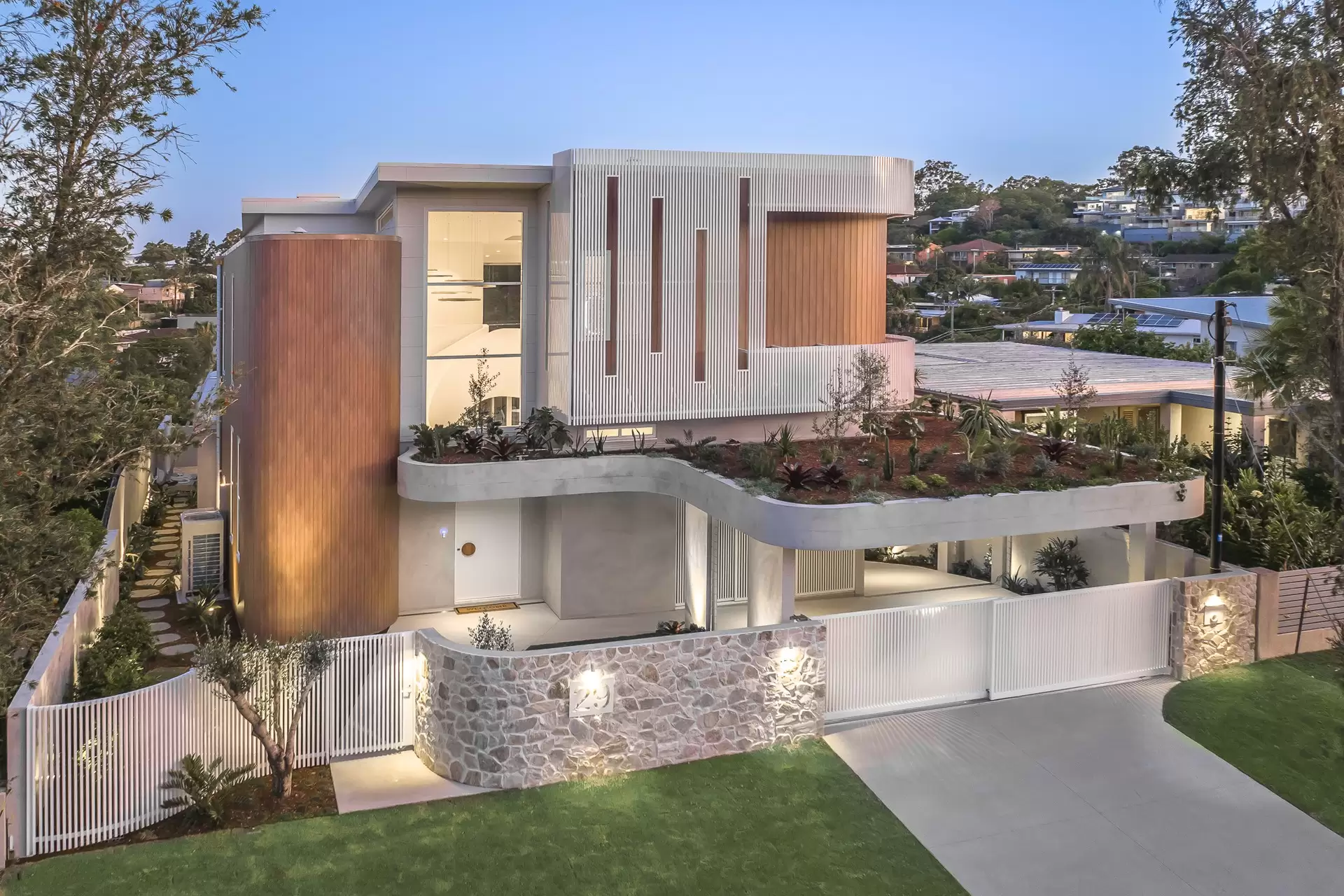 29 Couldrey Street, Bardon Sold by Queensland Sotheby's International Realty - image 1