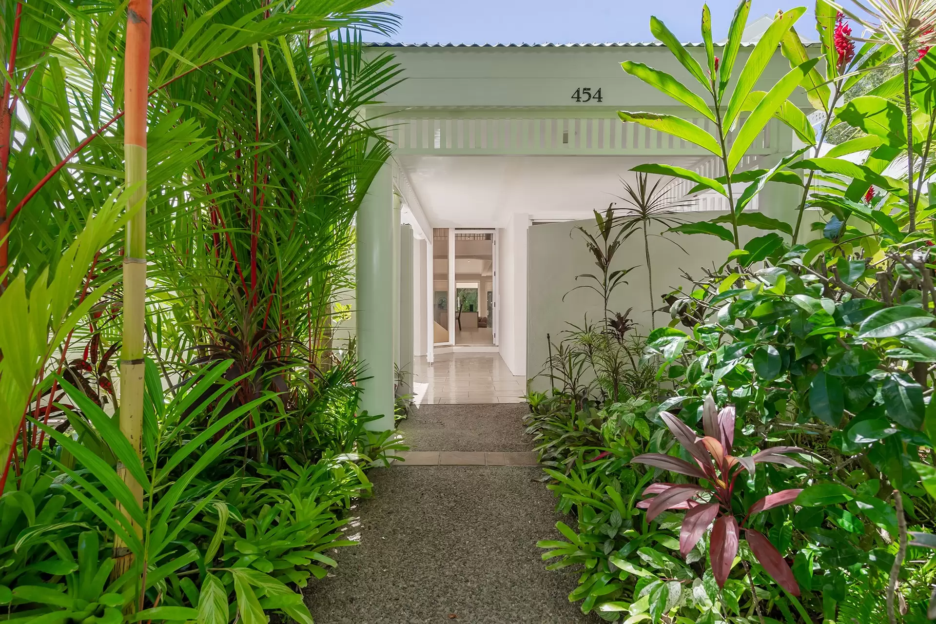 Villa 454 Avenue Of Palms, Port Douglas Sold by  - image 1
