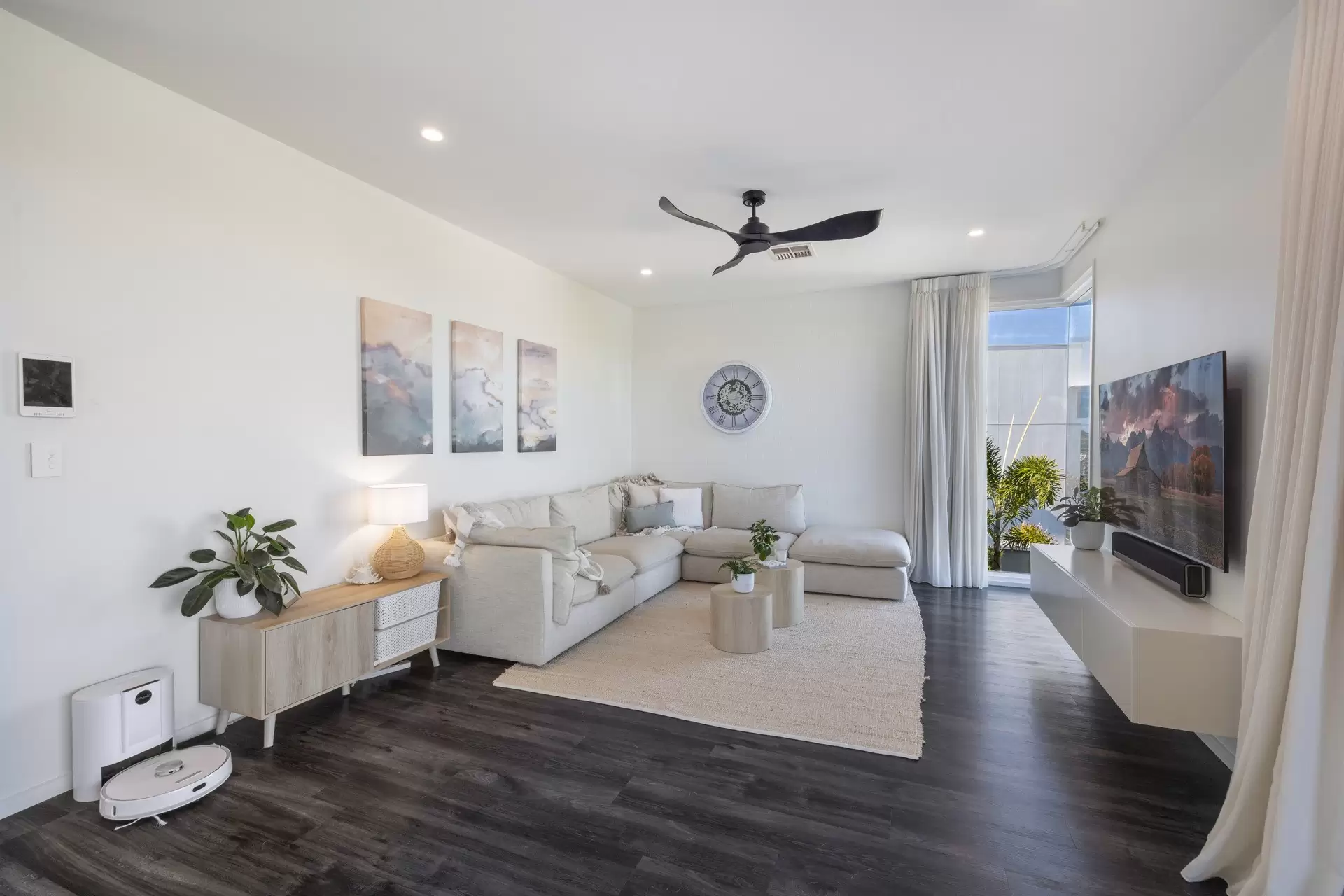 4 Zinnia Close, Peregian Springs Sold by Queensland Sotheby's International Realty - image 1