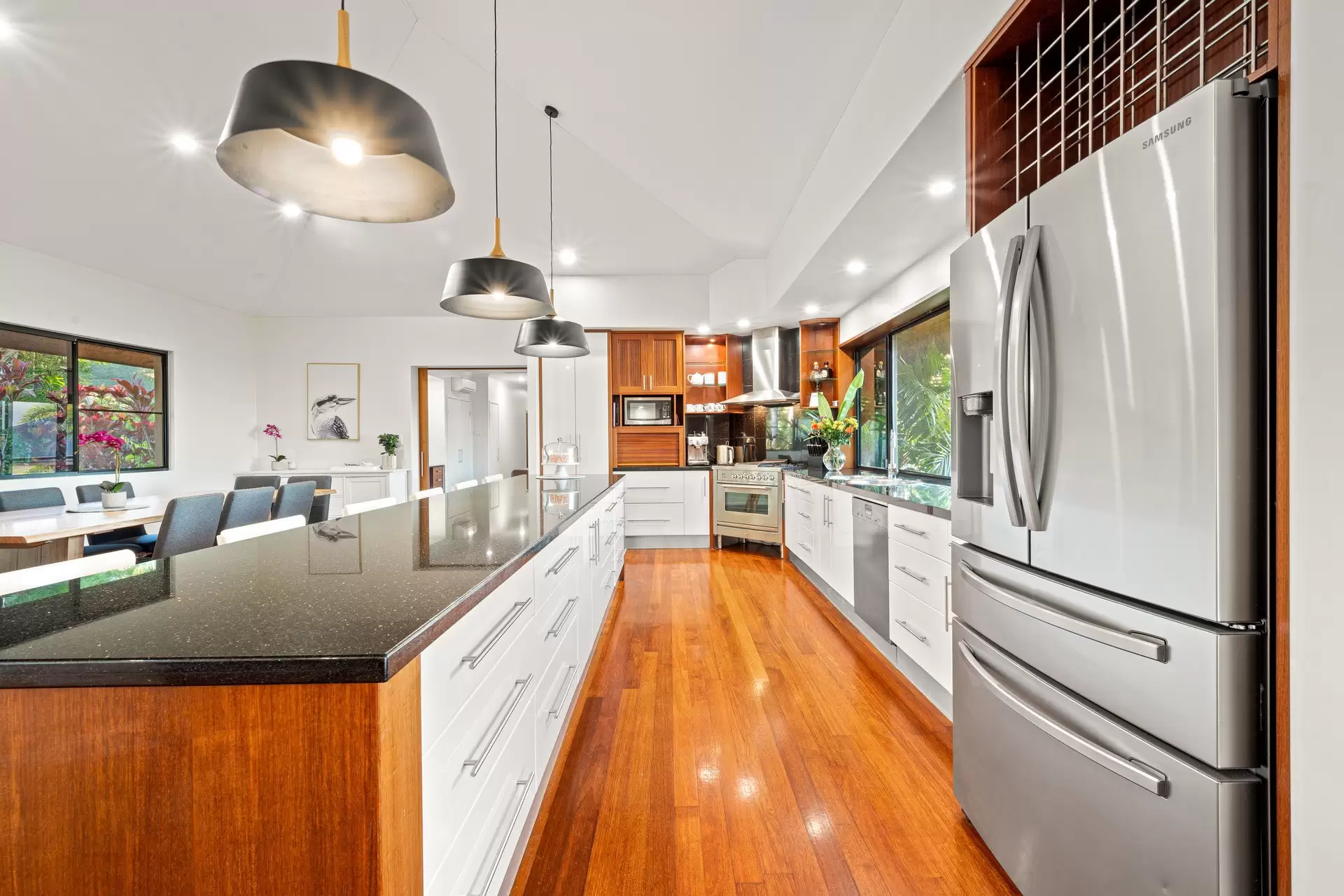 9 Bellview Close, Cannon Valley Sold by  - image 1