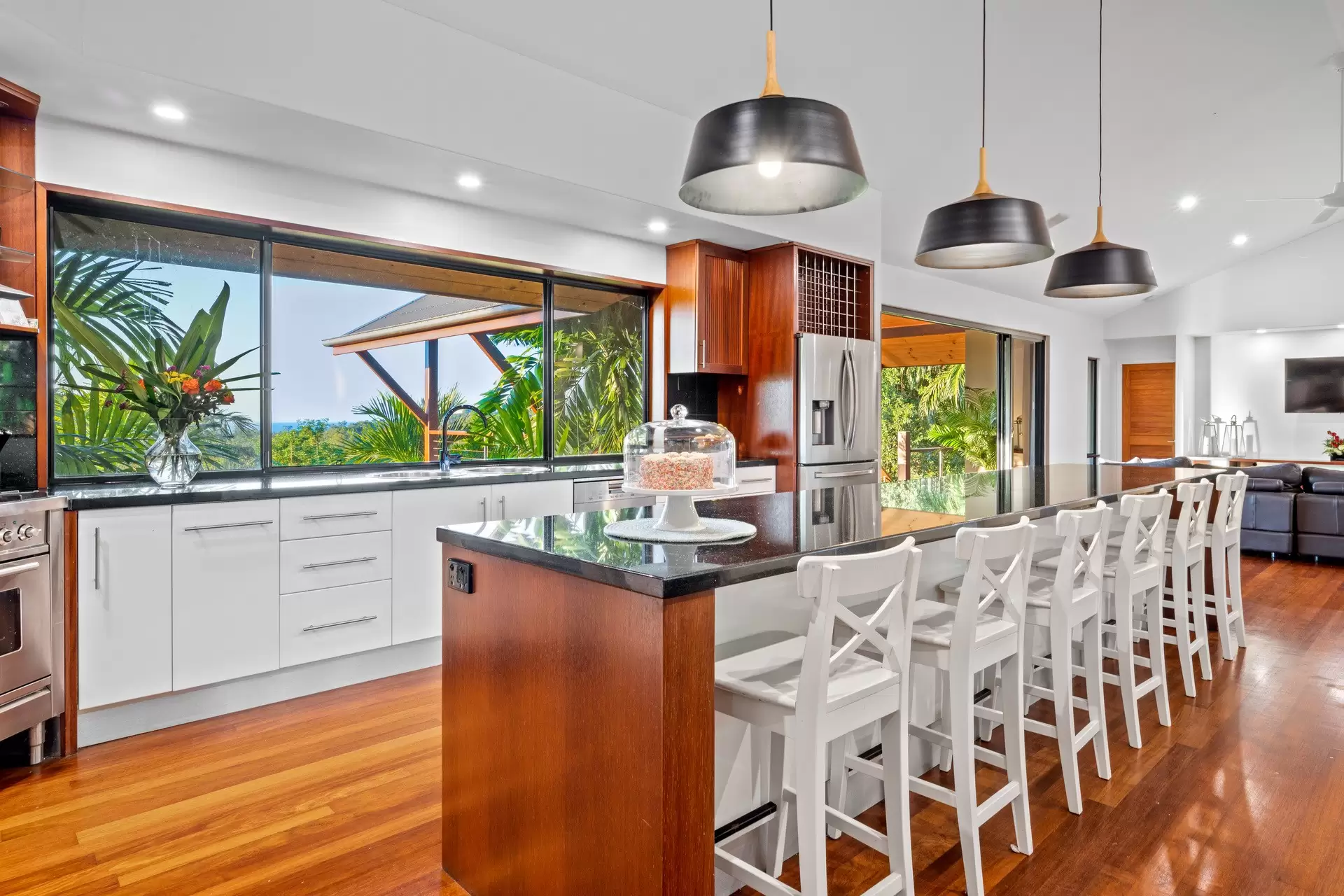 9 Bellview Close, Cannon Valley Sold by  - image 1