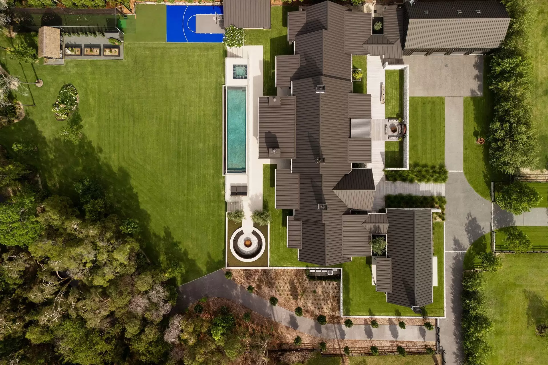 598 London Road, Chandler Sold by Queensland Sotheby's International Realty - image 1