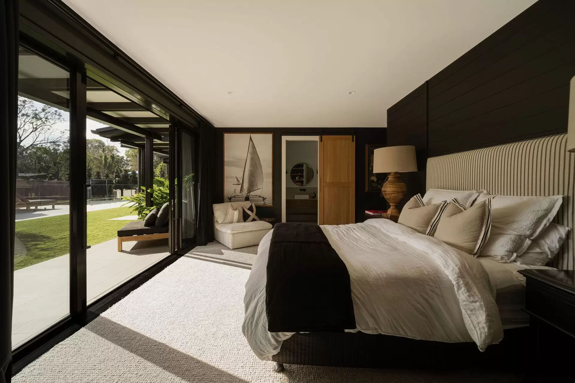 598 London Road, Chandler Sold by Queensland Sotheby's International Realty - image 1