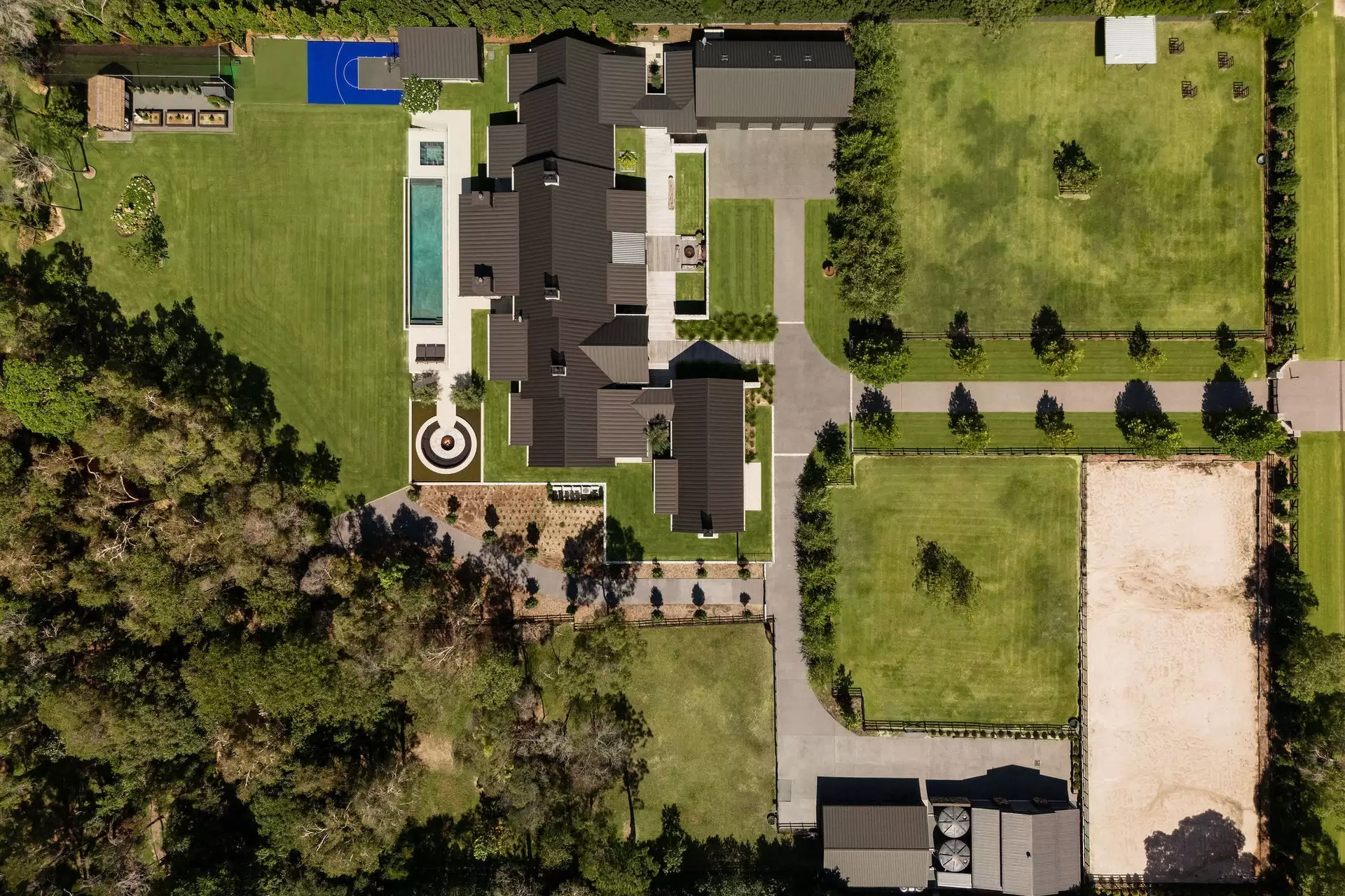598 London Road, Chandler Sold by Queensland Sotheby's International Realty - image 1