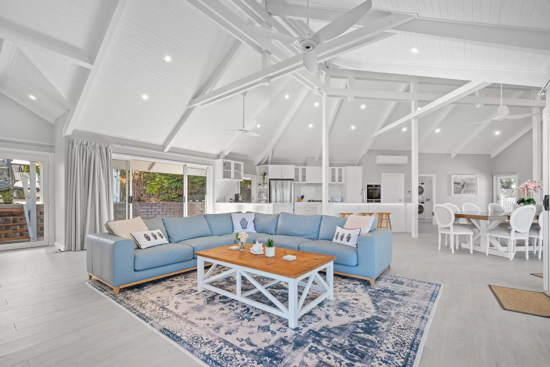 Blue Sands,  1 Whitsunday Boulevard, Hamilton Island Sold by Queensland Sotheby's International Realty - image 1