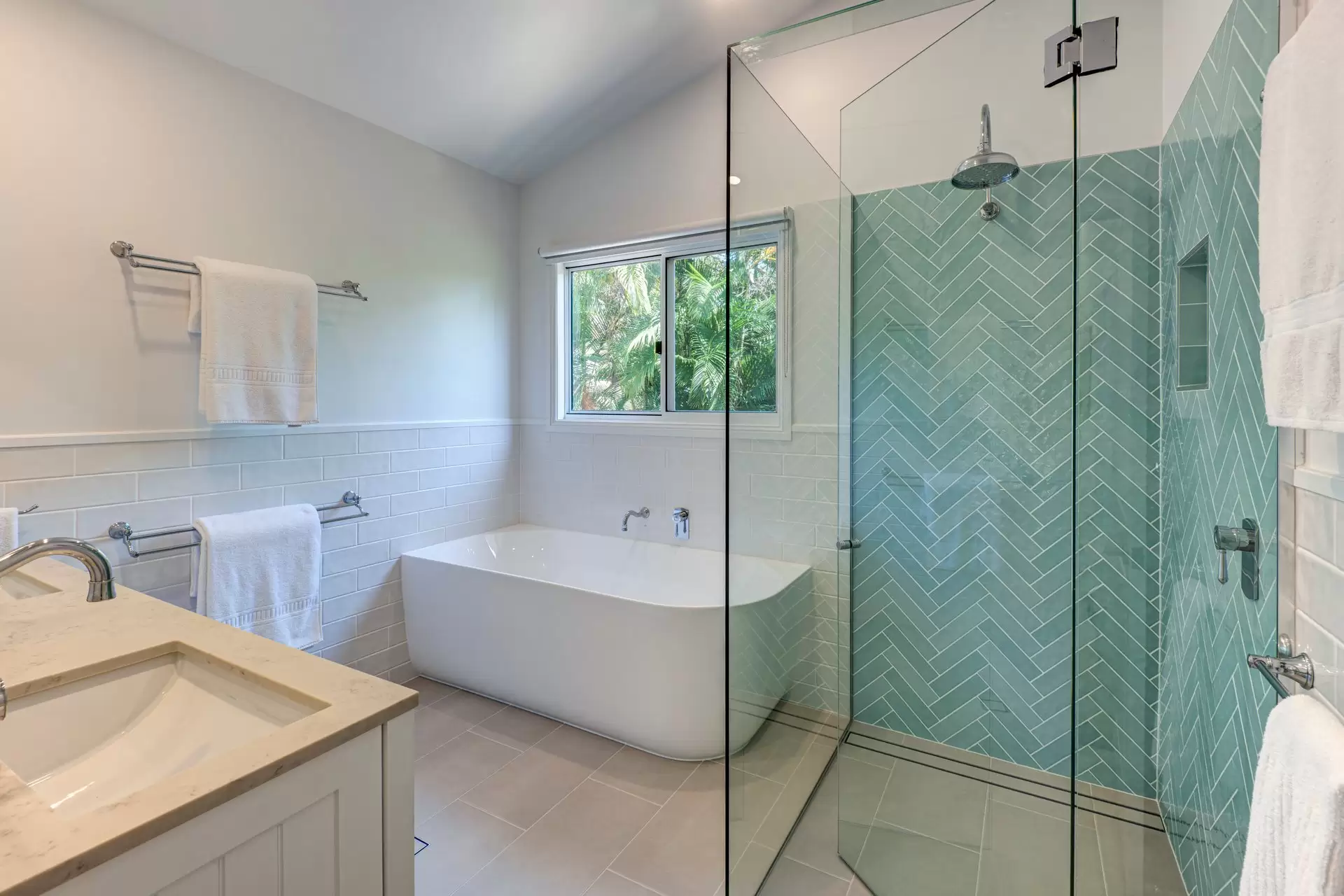 Blue Sands,  1 Whitsunday Boulevard, Hamilton Island Sold by Queensland Sotheby's International Realty - image 1