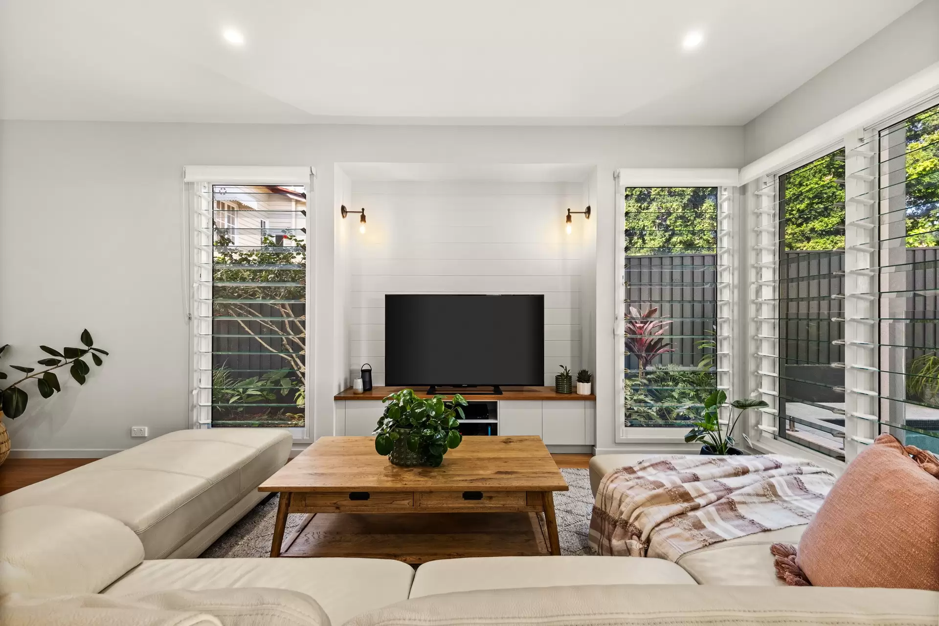 26 Cressey Street, Wavell Heights Sold by  - image 1