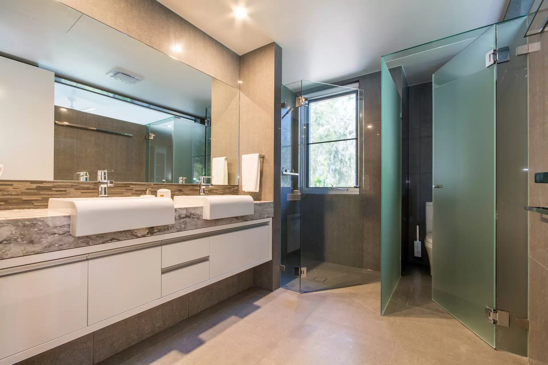 Tramonto, 6 Plum Pudding Close, Hamilton Island For Sale by Queensland Sotheby's International Realty - image 1