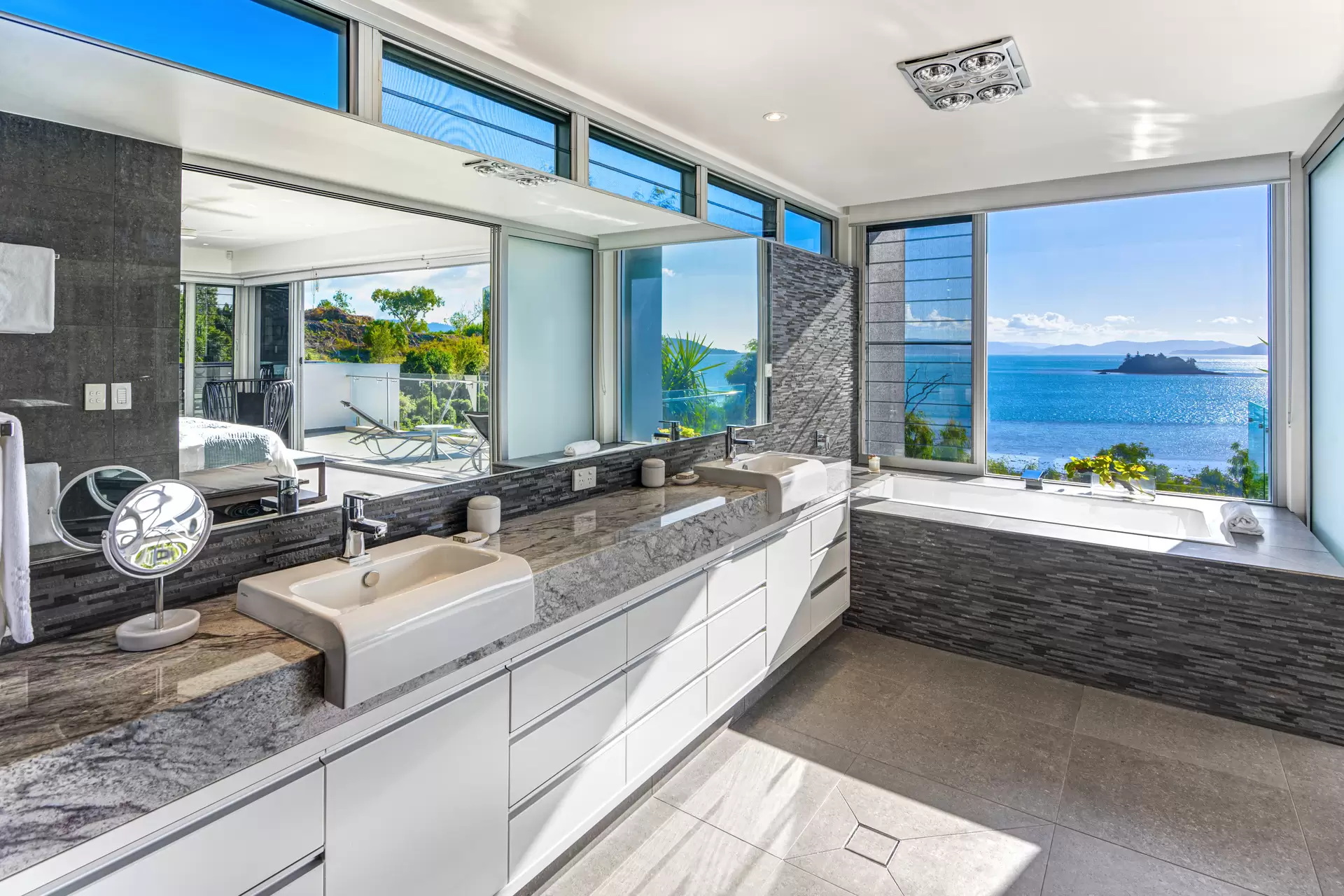 Tramonto, 6 Plum Pudding Close, Hamilton Island For Sale by Queensland Sotheby's International Realty - image 1